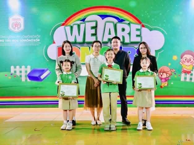Trao giải đợt 3 cuộc thi 