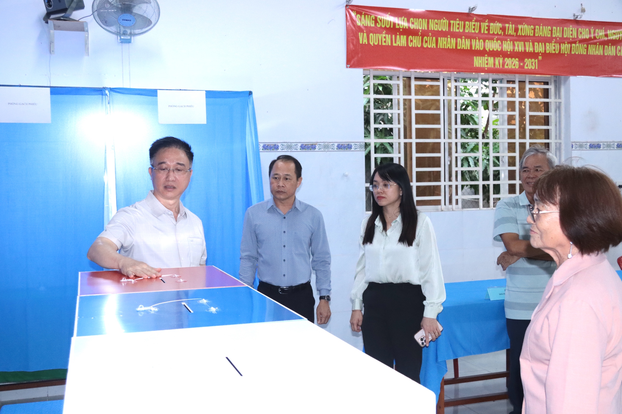 Phó Bí thư TPHCM Đặng Minh Thông kiểm tra công tác bầu cử năm 2026 - Ảnh 3.