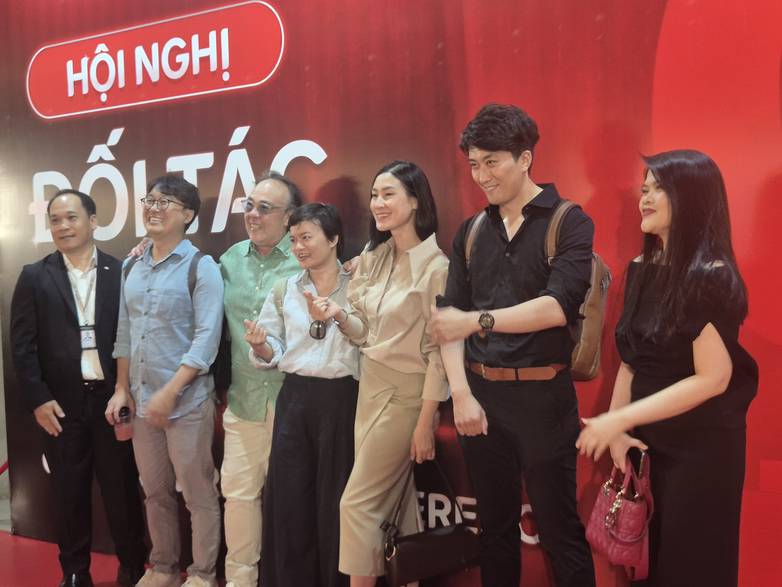 Phương Anh Đào, Thái Hòa, Trấn Thành… là những 