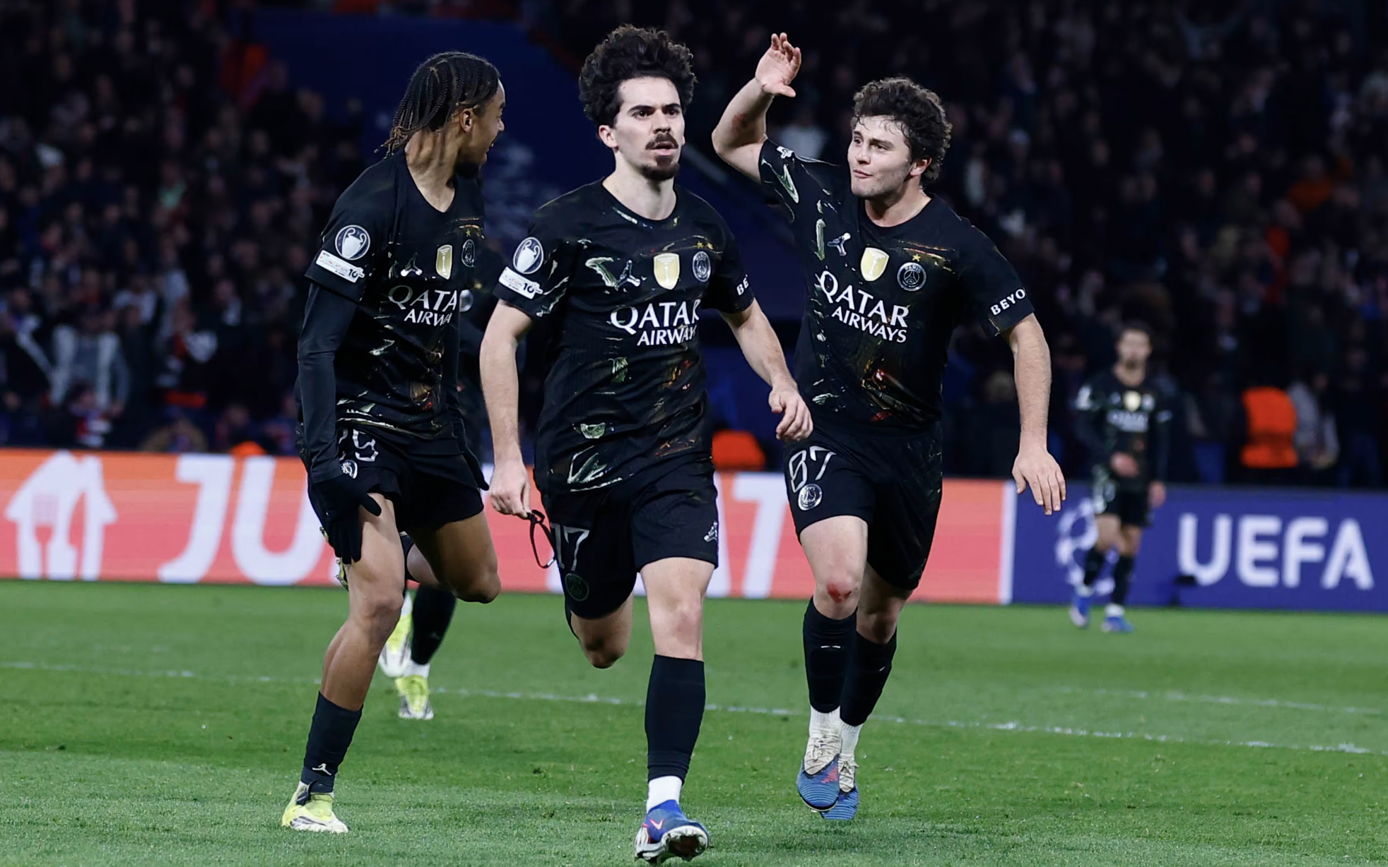 &ldquo;Điều kỳ lạ&rdquo; với 6 đại diện Anh qua lượt đi v&ograve;ng 1/8 Champions League - Ảnh 3.