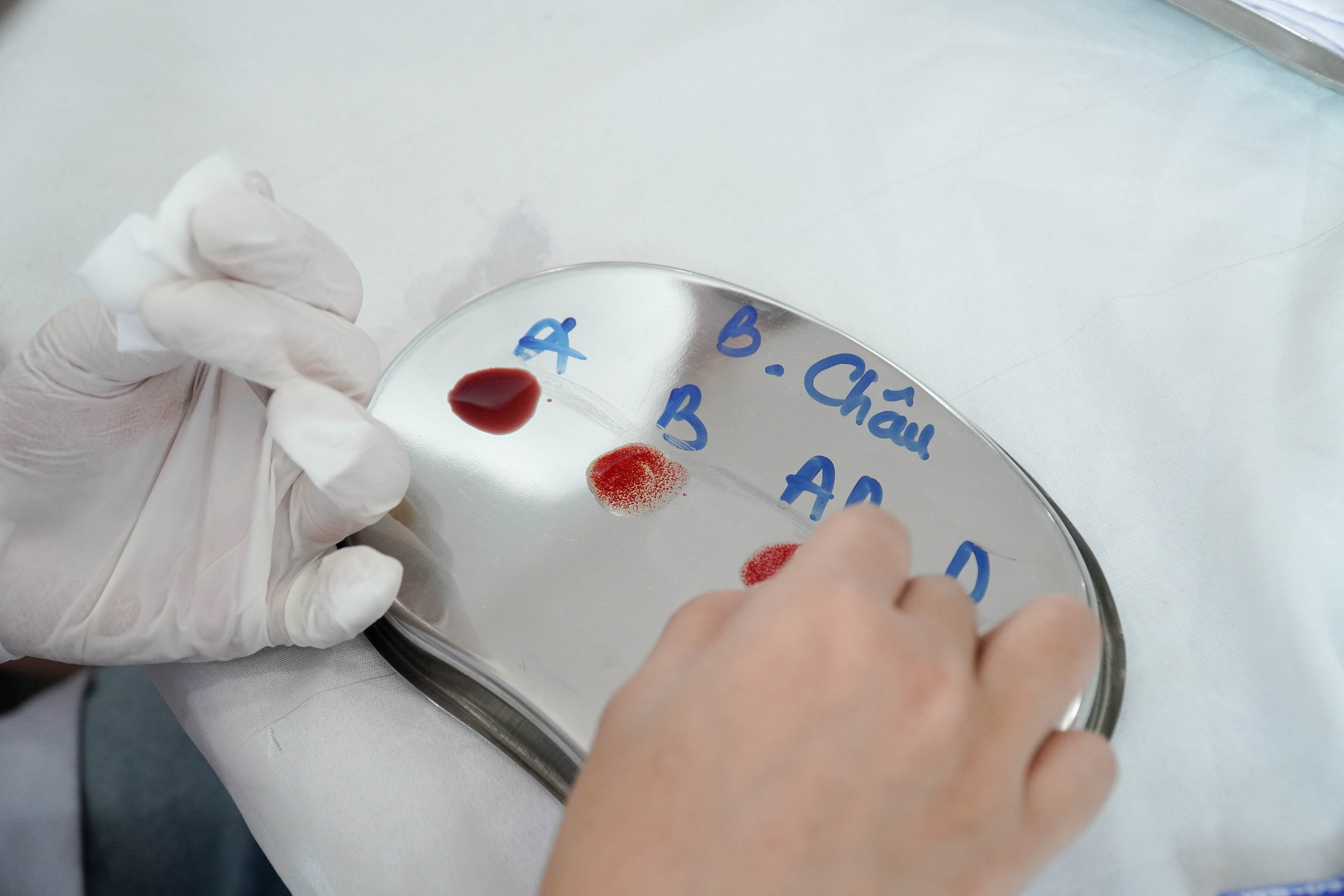 V&agrave;o xưởng thực h&agrave;nh trải nghiệm, học sinh tự tin "chốt" lu&ocirc;n nguyện vọng - Ảnh 4.