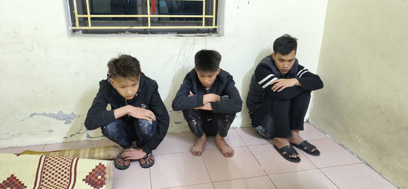 Khởi tố vụ án Chống người thi hành công vụ tại Hưng Yên ngày 7 - 3 - 2026 - Ảnh 2.