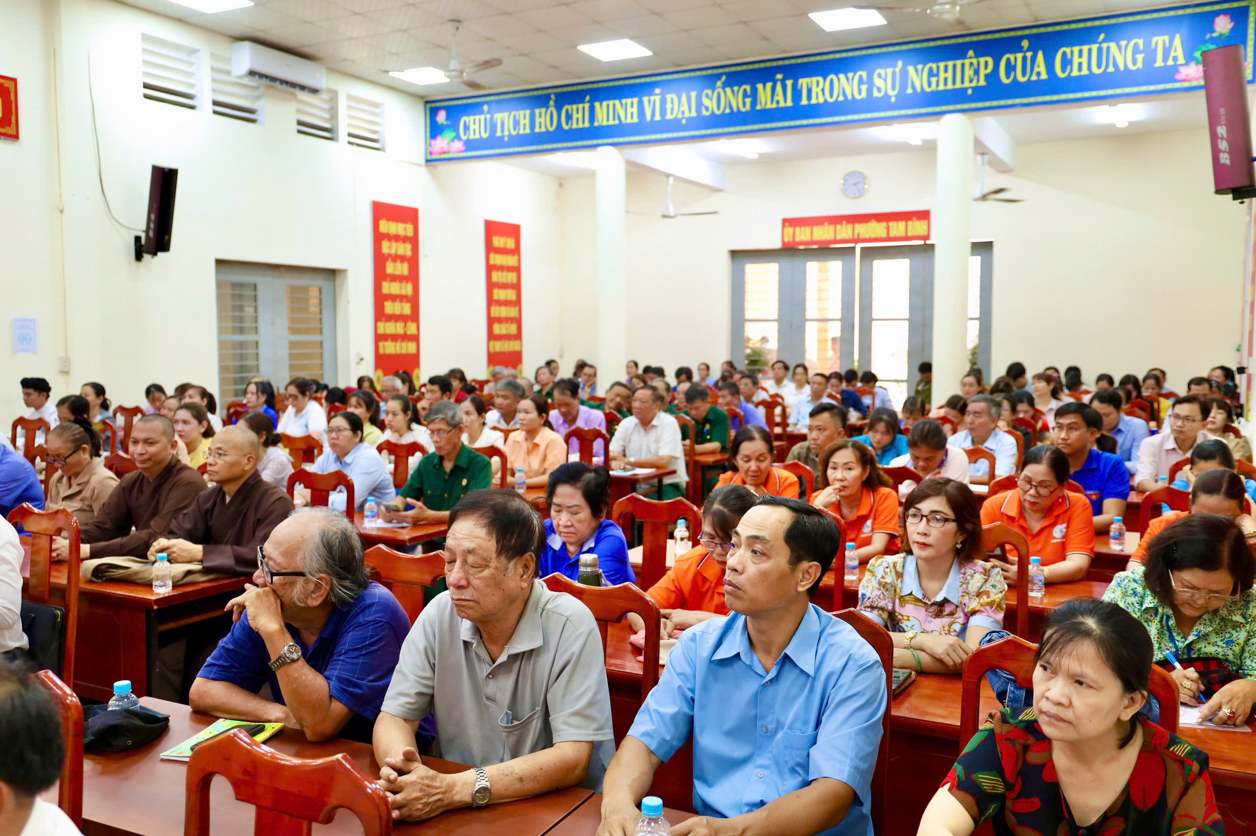 Cử tri phường Tam B&igrave;nh kiến nghị xử l&yacute; &ocirc; nhiễm rạch G&ograve; Dưa - Ảnh 8.