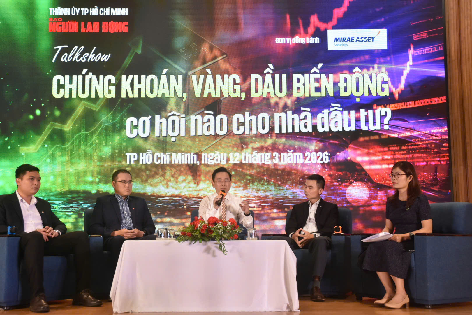 Chứng khoán Việt Nam cần động lực phục hồi trong bối cảnh giá dầu tăng cao - Ảnh 1.