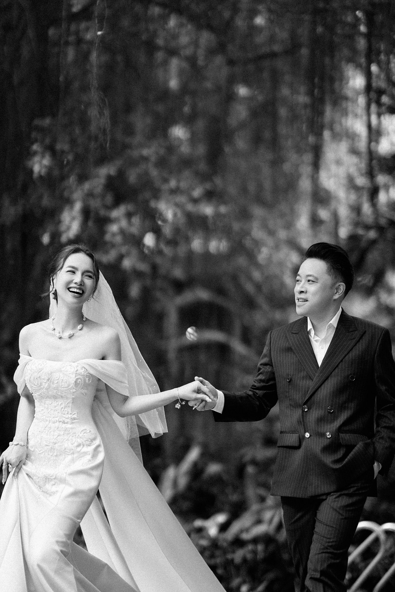 Đinh Ngọc Diệp đẹp lung linh hóa cô dâu bên Victor Vũ - Ảnh 8.