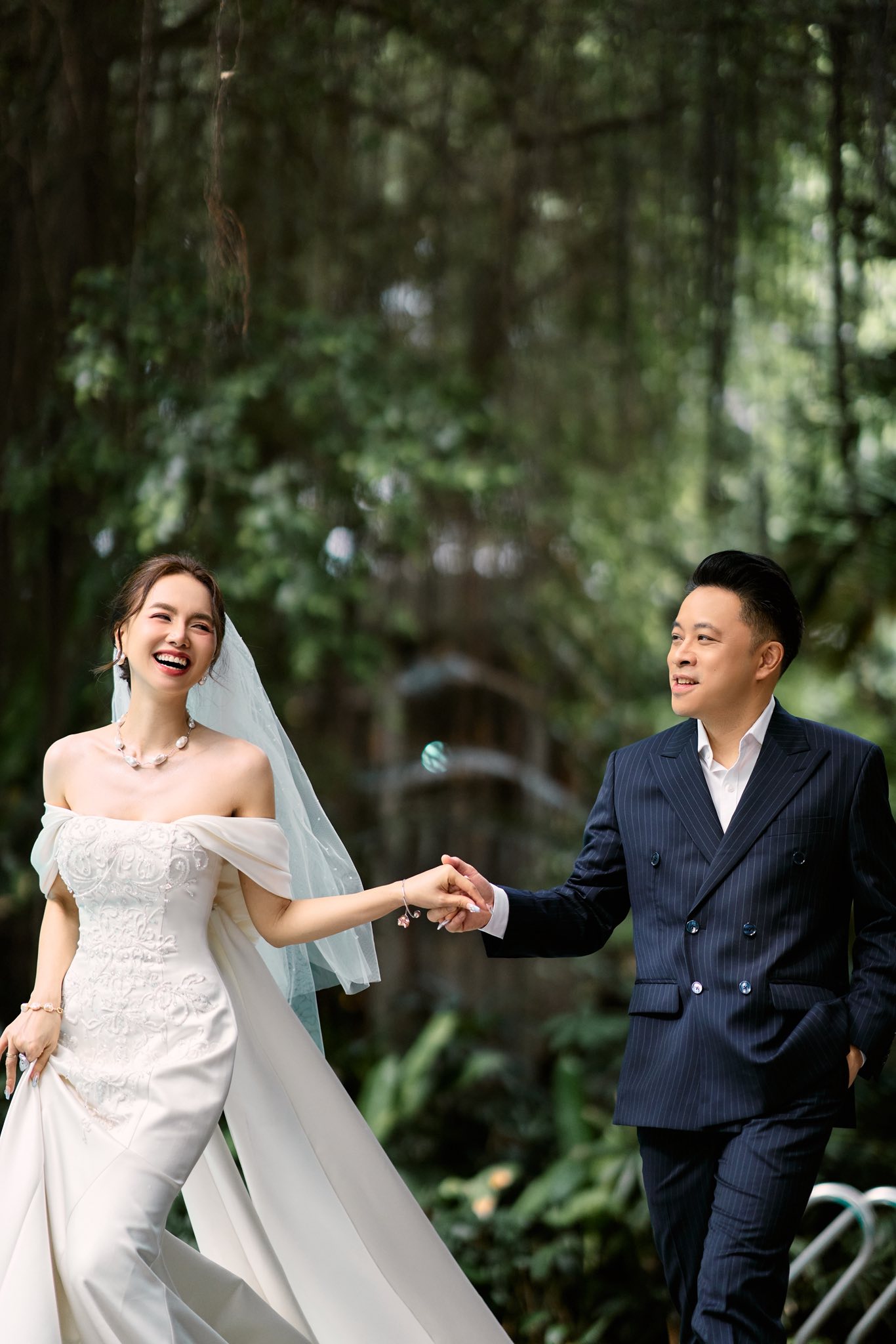 Đinh Ngọc Diệp đẹp lung linh hóa cô dâu bên Victor Vũ - Ảnh 5.