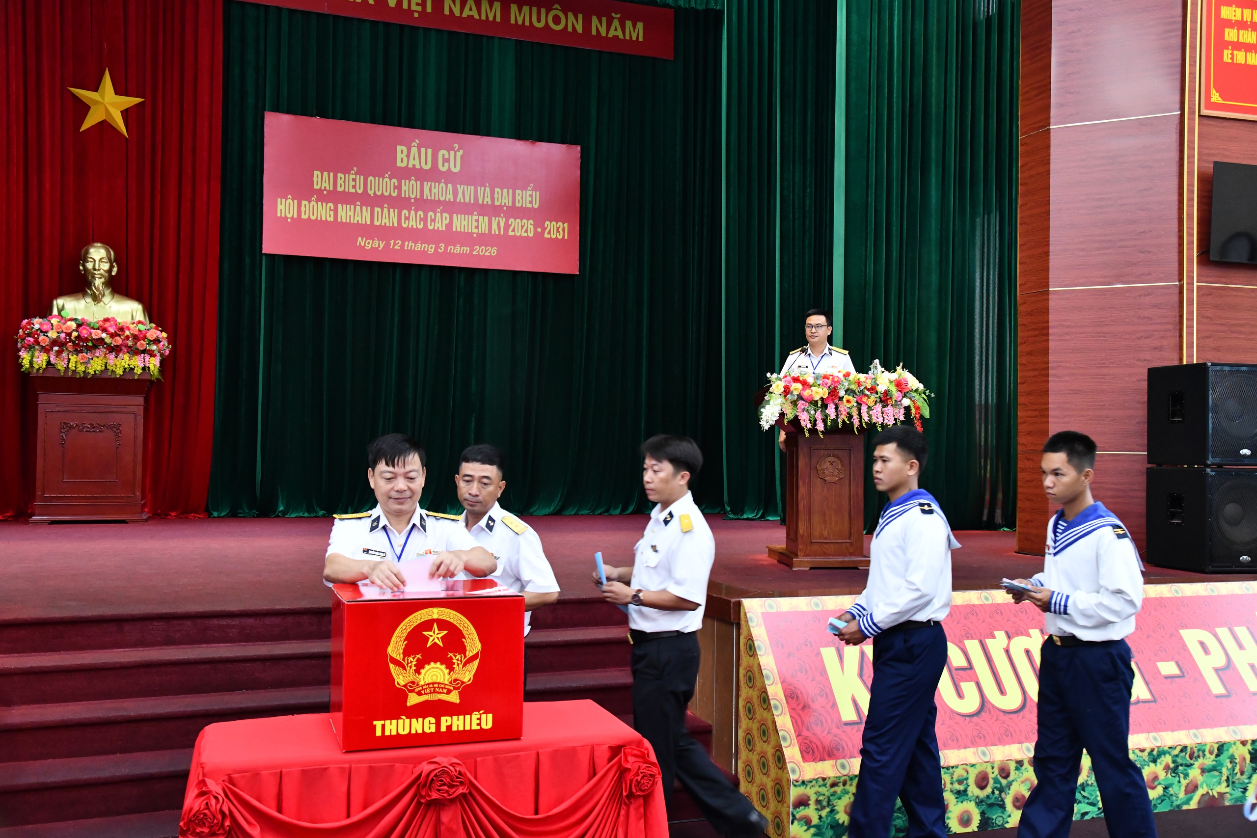 Bầu cử sớm tại đặc khu Ph&uacute; Quốc: Quyền v&agrave; nghĩa vụ c&ocirc;ng d&acirc;n được thực hiện đầy đủ - Ảnh 4.