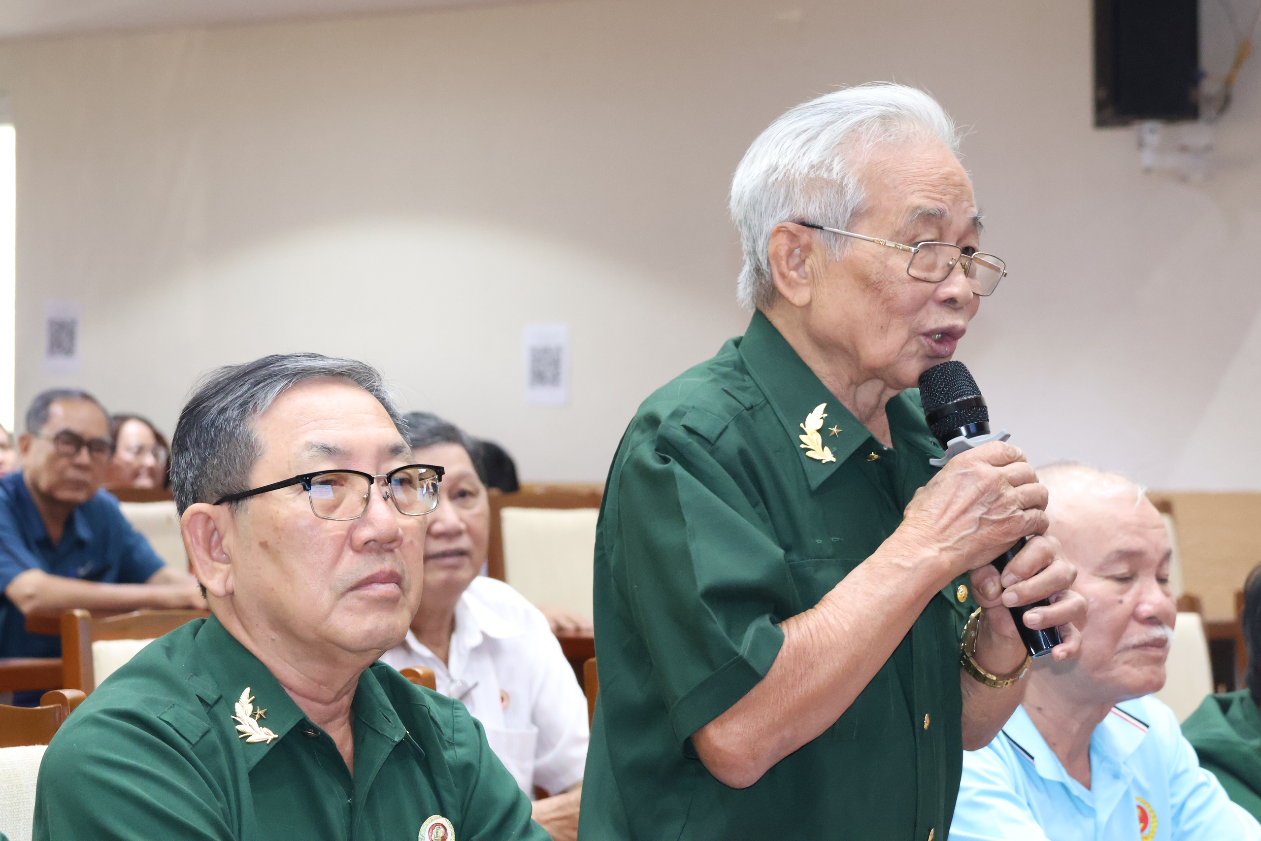 &Ocirc;ng Ho&agrave;ng Vũ Thảnh lắng nghe cử tri TPHCM để phục vụ người d&acirc;n tốt hơn năm 2026 - Ảnh 5.