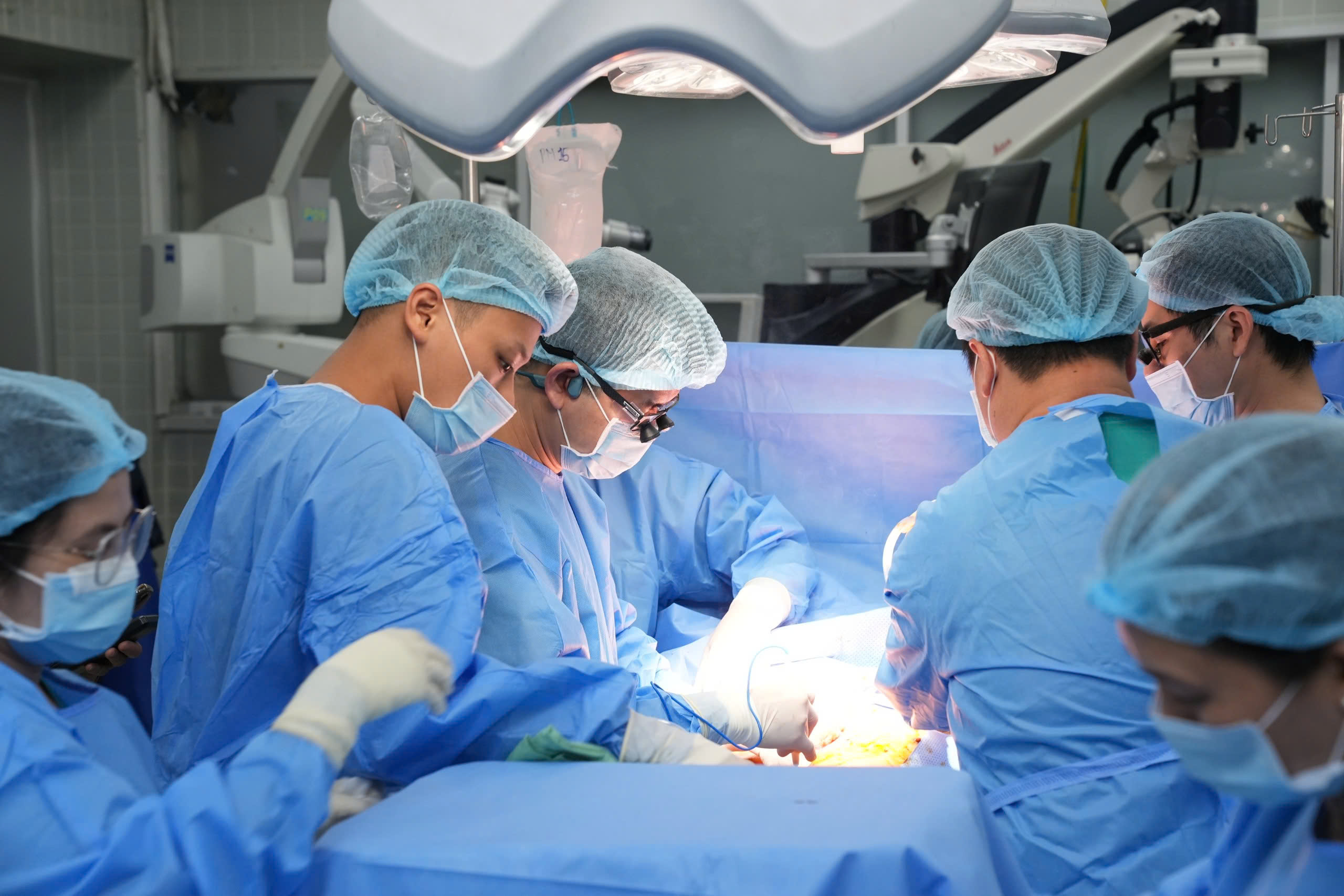 Chuyến bay đêm mang 