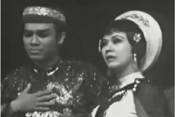 Từ vụ cháu gái cố nghệ sĩ Vũ Linh, đã đến lúc siết chặt hậu kiểm sân khấu - Ảnh 3.