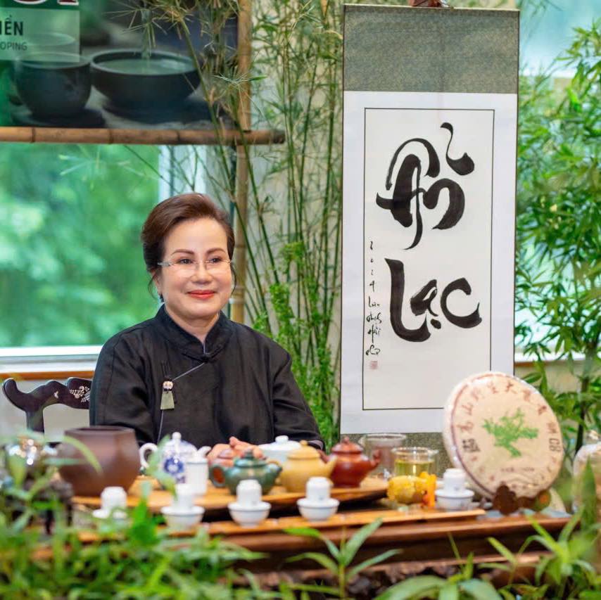 Lắng t&acirc;m c&ugrave;ng tr&agrave; sư - Ảnh 1.