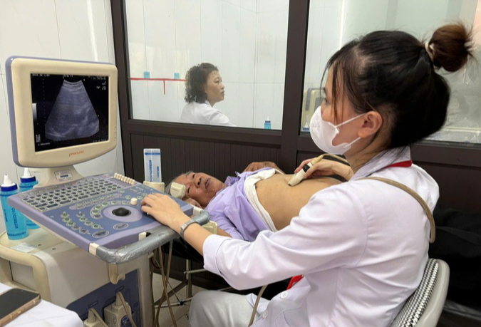 Bộ Y tế nói về kế hoạch khám sức khoẻ định kỳ năm 2026 - Ảnh 2.