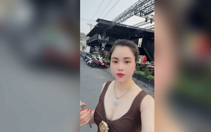 Nam nh&acirc;n vi&ecirc;n tr&uacute;ng độc đắc 18 tỉ đồng thu h&uacute;t kh&aacute;ch đến qu&aacute;n Sườn Muối Ớt 135 - Ảnh 3.