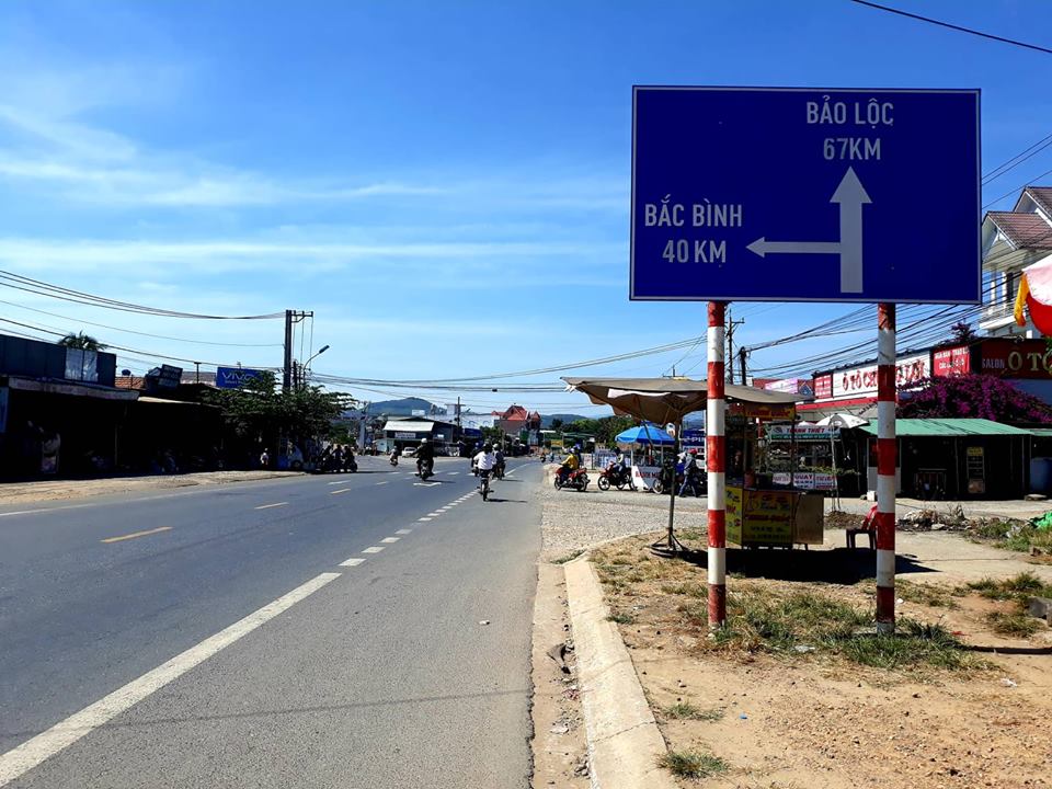 T&agrave; Hine Caf&eacute; - Điểm b&igrave;nh y&ecirc;n tr&ecirc;n đường thi&ecirc;n l&yacute; - Ảnh 2.