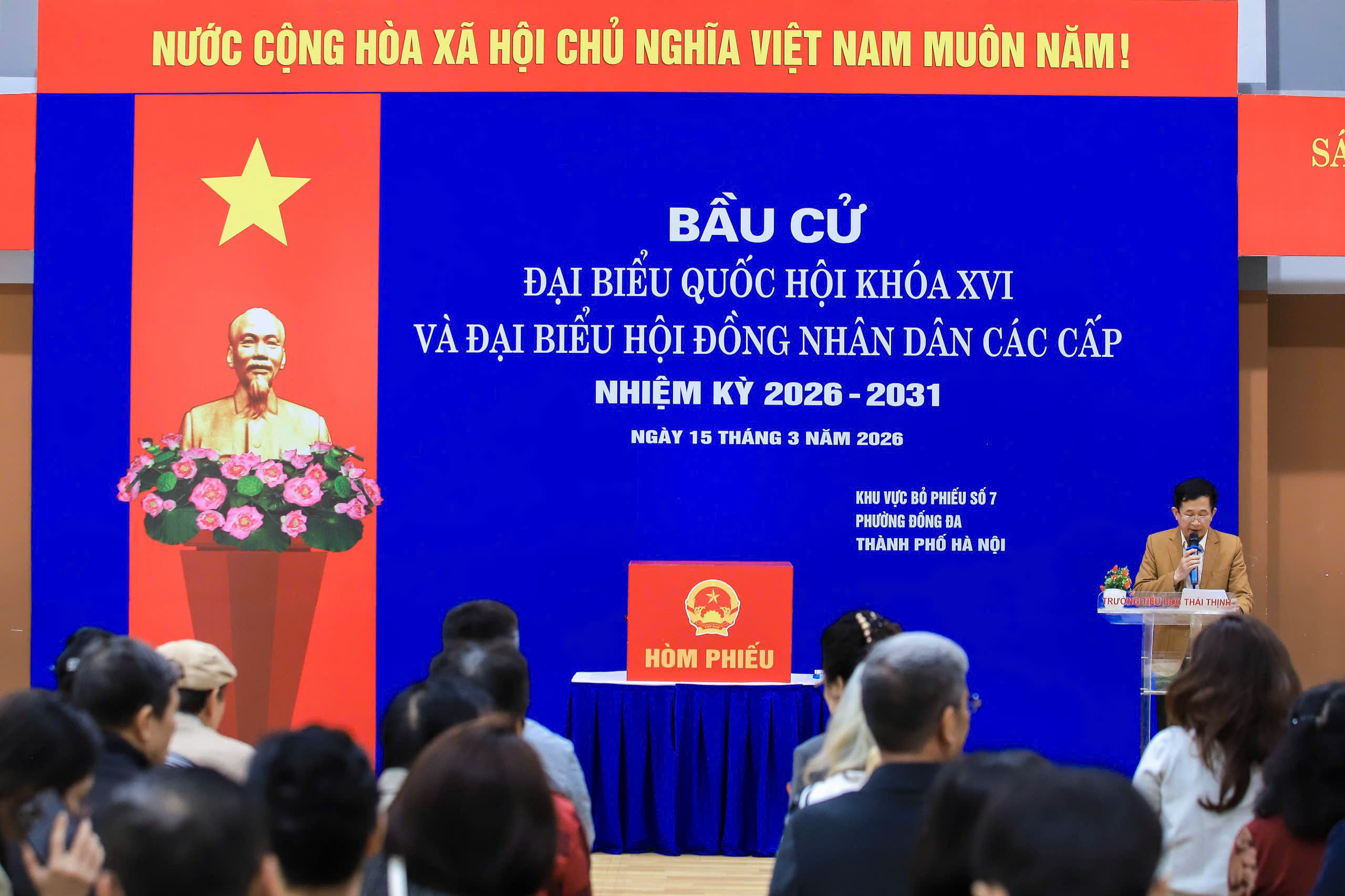 Phường Đống Đa vận hành thử quy trình bỏ phiếu bầu cử 2026 - Ảnh 1. Phường Đống Đa vận hành thử quy trình bỏ phiếu bầu cử 2026 - Ảnh 1.