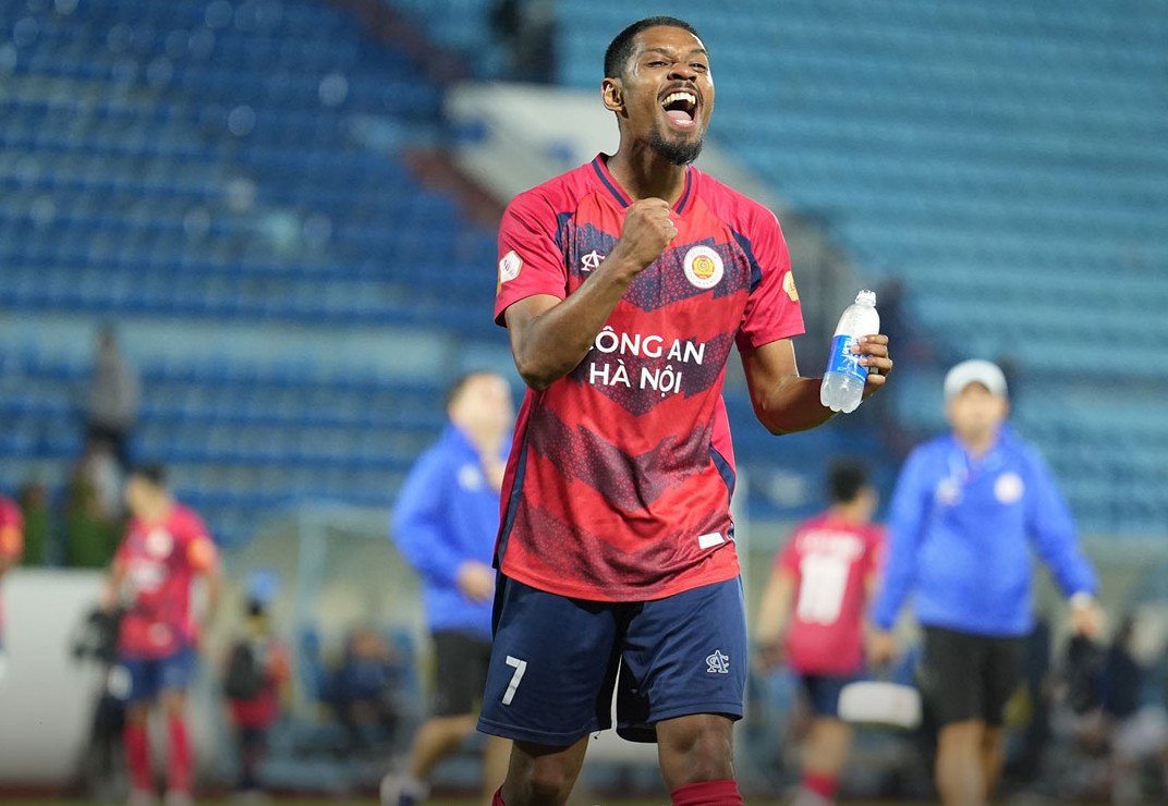 Cầu thủ Việt kiều: cú hích hay áp lực cho bóng đá Việt Nam? - Ảnh 2.