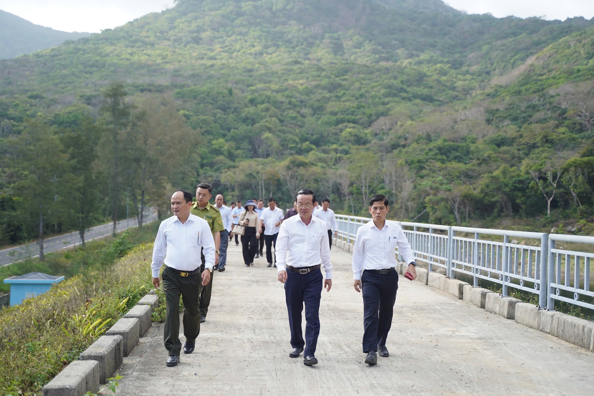 TPHCM: Công bố quyết định về công tác cán bộ tại Ban quản lý Vườn Quốc gia Côn Đảo - Ảnh 4.