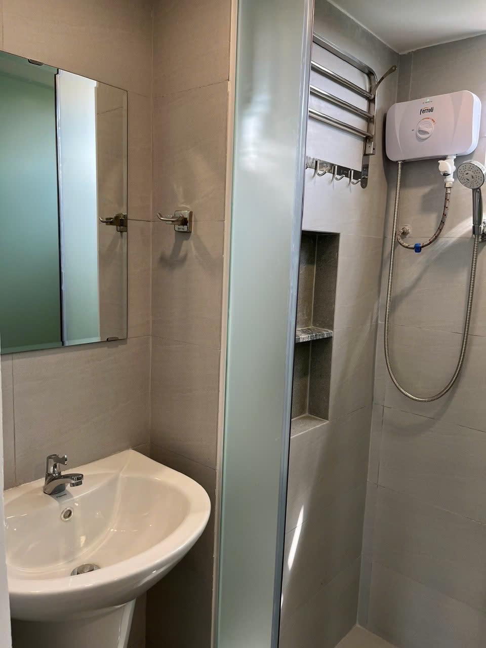 Khám phá ký túc xá hơn 26 tỷ đồng vừa được khánh thành của Trường ĐH Luật TPHCM  - Ảnh 4.