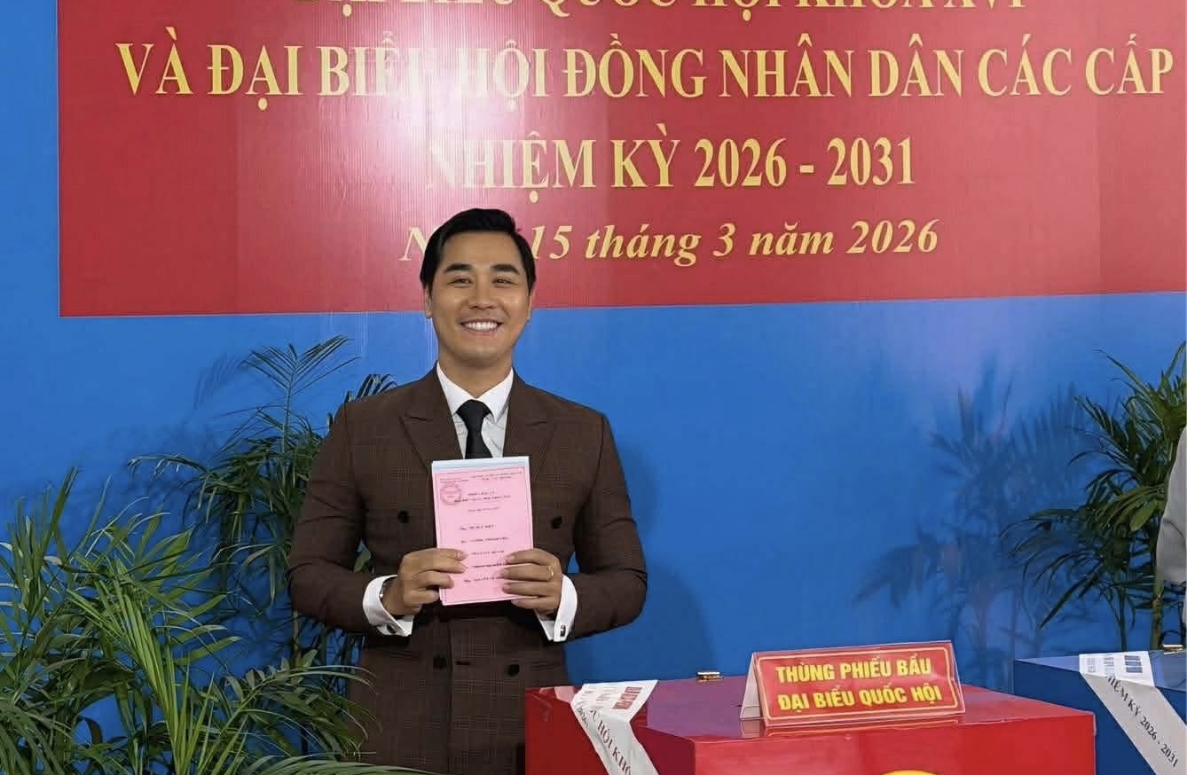 Hoa hậu Thanh Thủy, Bảo Ngọc, cùng nhiều nghệ sĩ đi bầu cử - Ảnh 1.