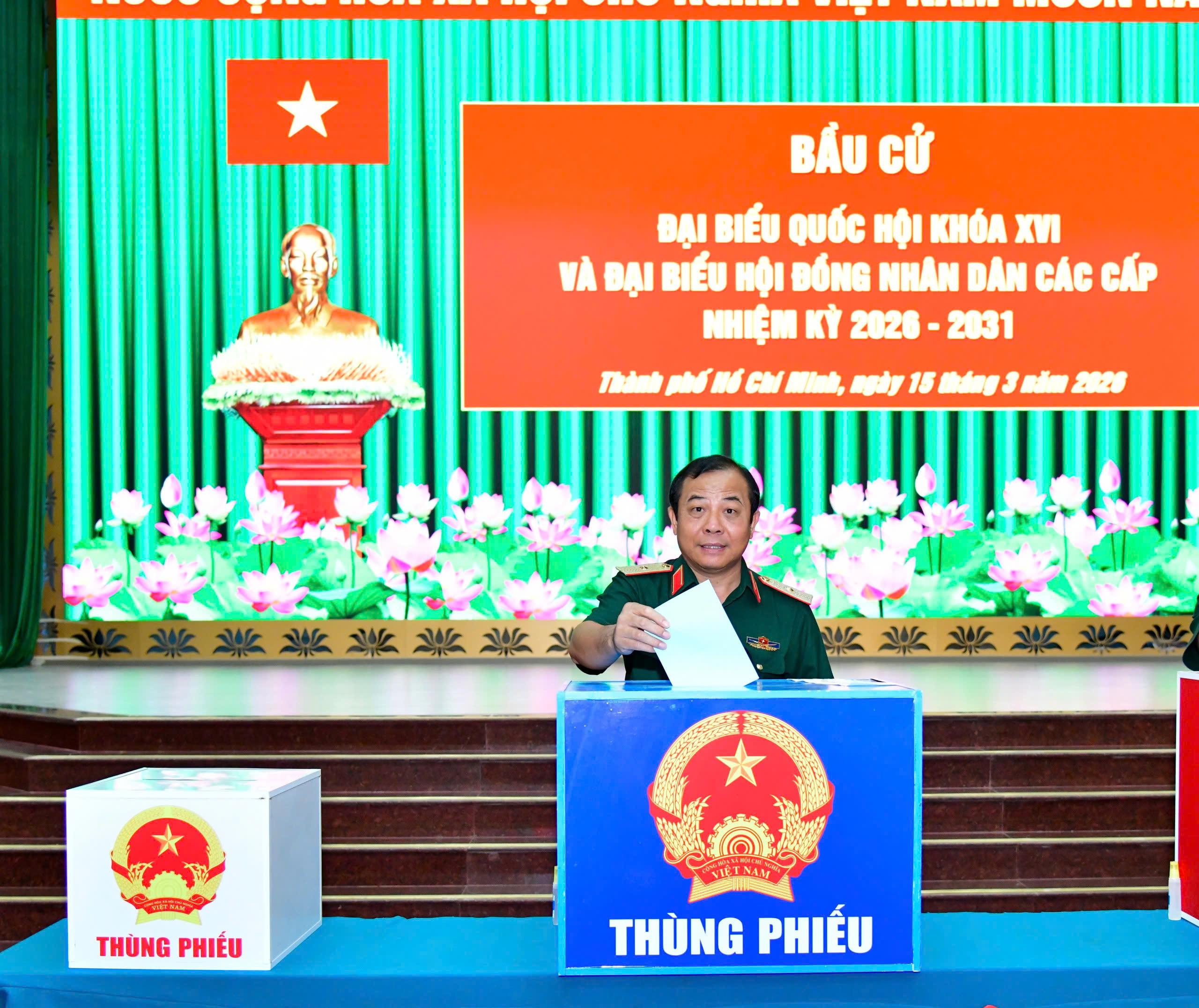  Tâm sự của người lính TPHCM trong ngày bầu cử - Ảnh 1.