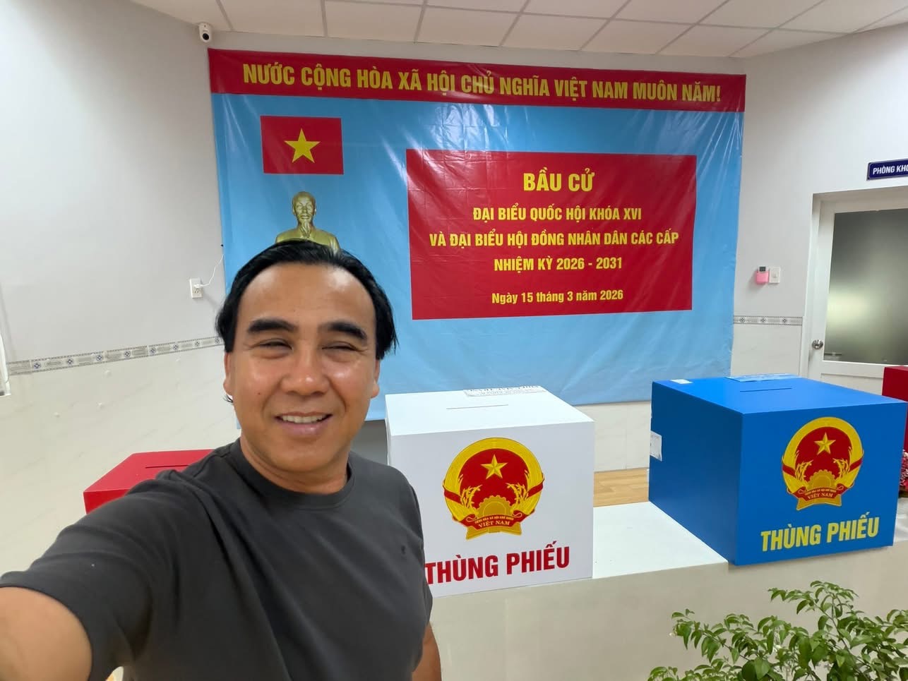 Hoa hậu Thanh Thủy, Bảo Ngọc, cùng nhiều nghệ sĩ đi bầu cử - Ảnh 5.