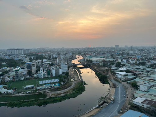 H&agrave;ng loạt c&ocirc;ng tr&igrave;nh r&uacute;t ngắn thời gian về đ&iacute;ch - Ảnh 2.