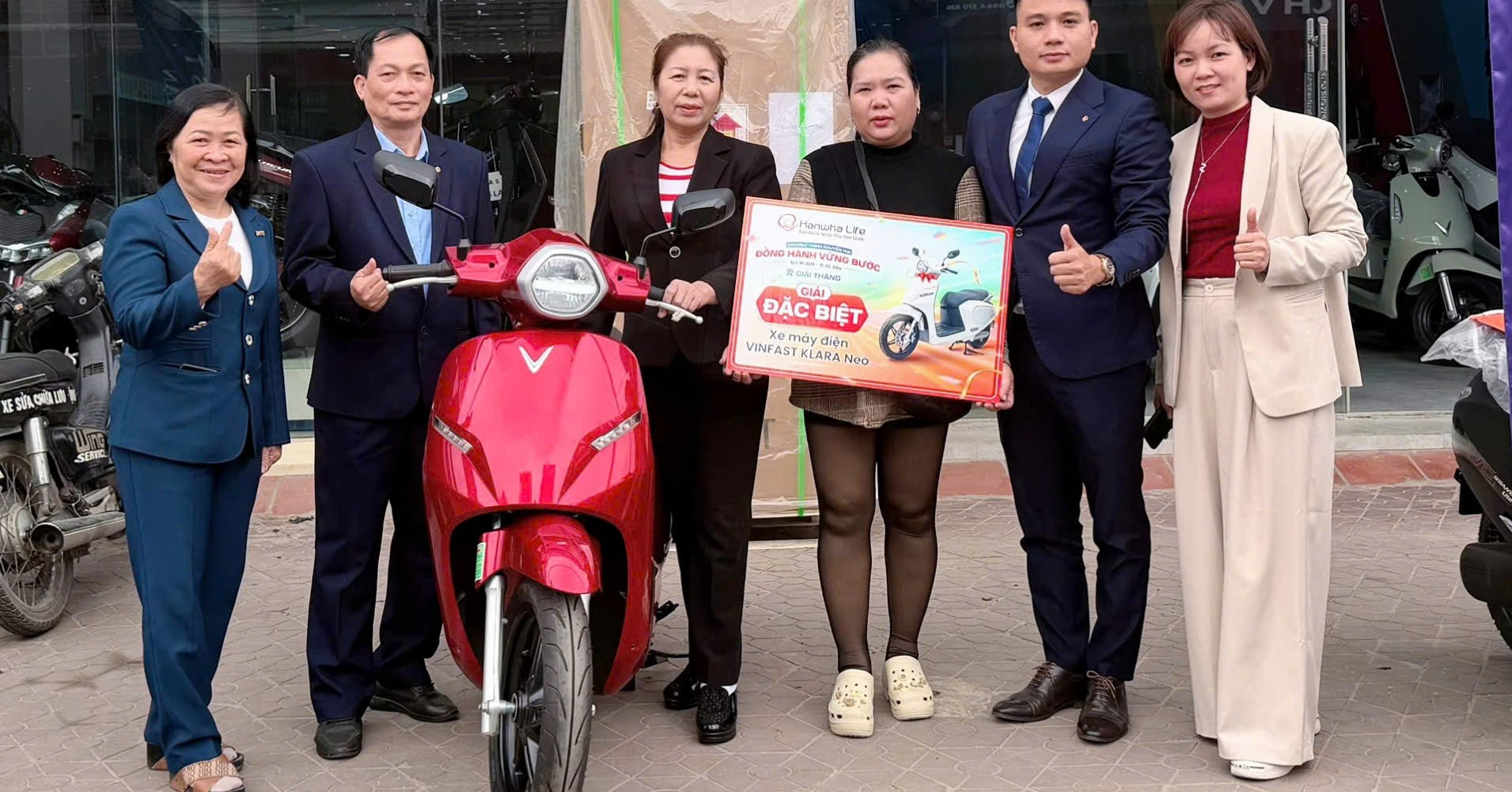 Cơ hội cuối sở hữu ô tô và xe máy từ Hanwha Life Việt Nam