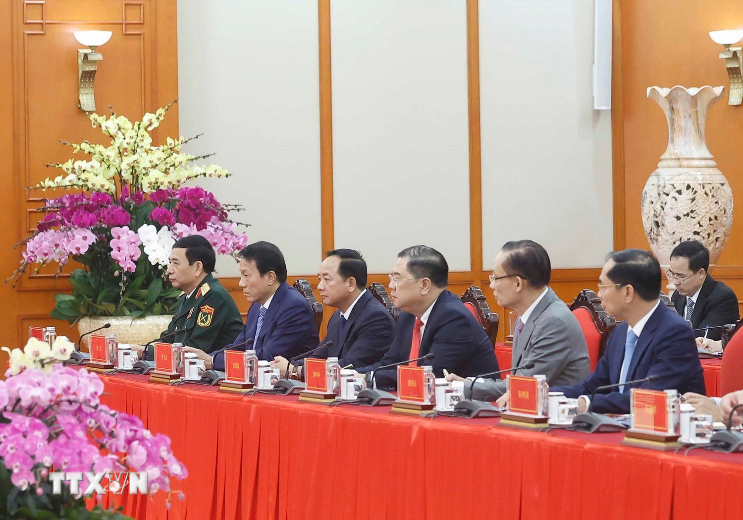 Tổng Bí thư Tô Lâm tiếp các Bộ trưởng Trung Quốc dự Đối thoại chiến lược - Ảnh 8.