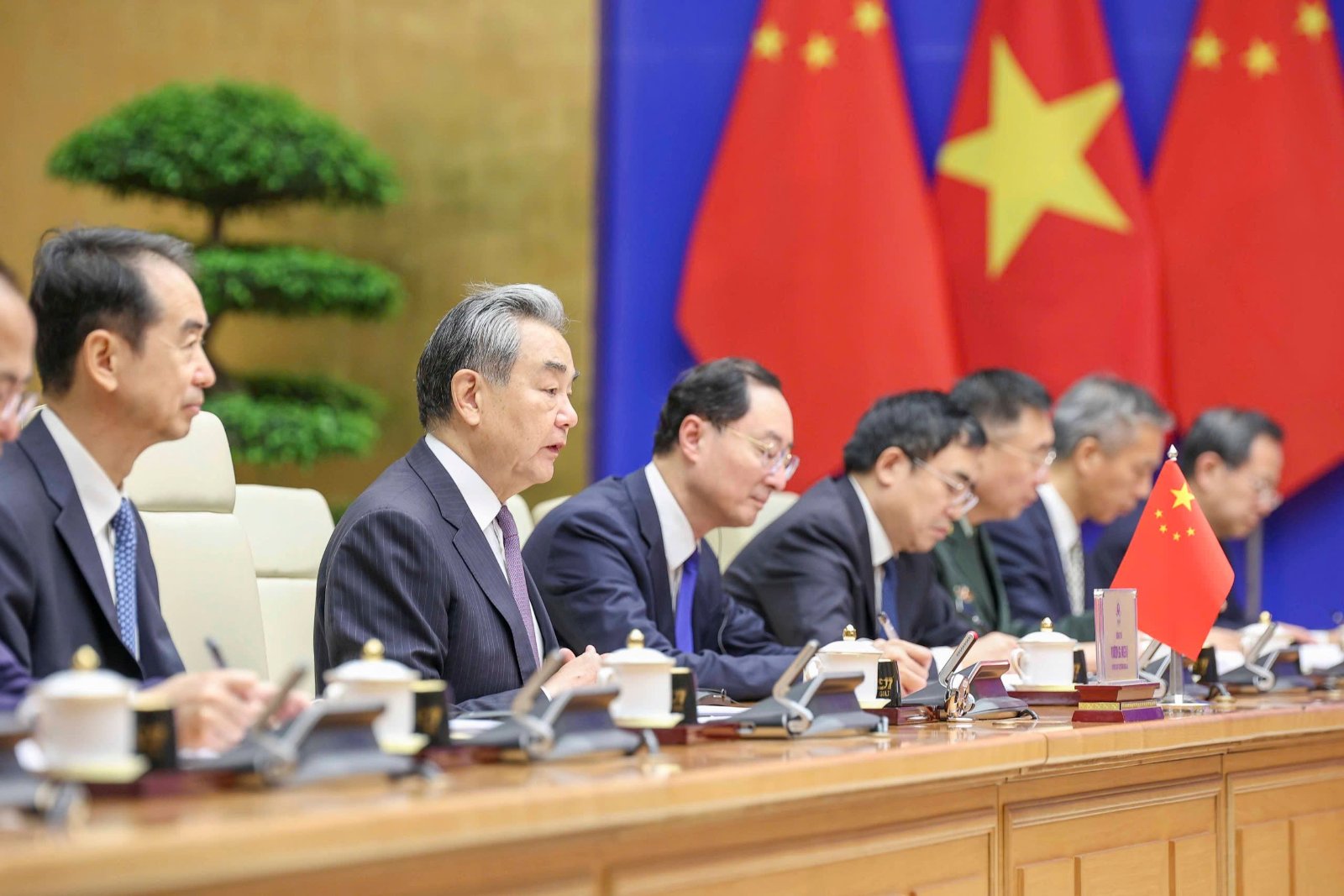 Phi&ecirc;n họp lần thứ 17 Ủy ban chỉ đạo hợp t&aacute;c song phương Việt Nam - Trung Quốc - Ảnh 12.