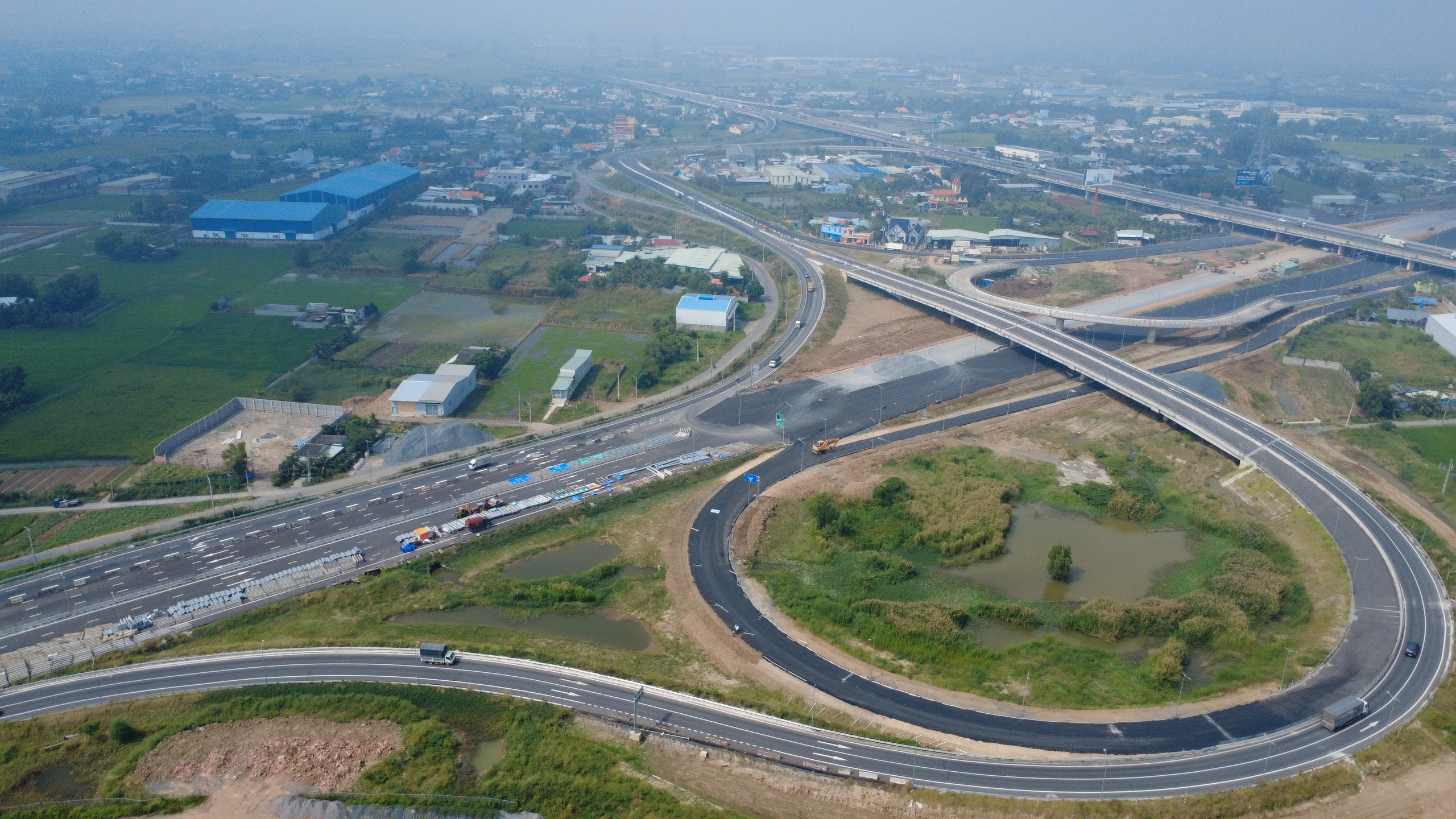 Hối hả c&ocirc;ng trường V&agrave;nh đai 3 TPHCM qua T&acirc;y Ninh sắp th&ocirc;ng xe kỹ thuật - Ảnh 2.