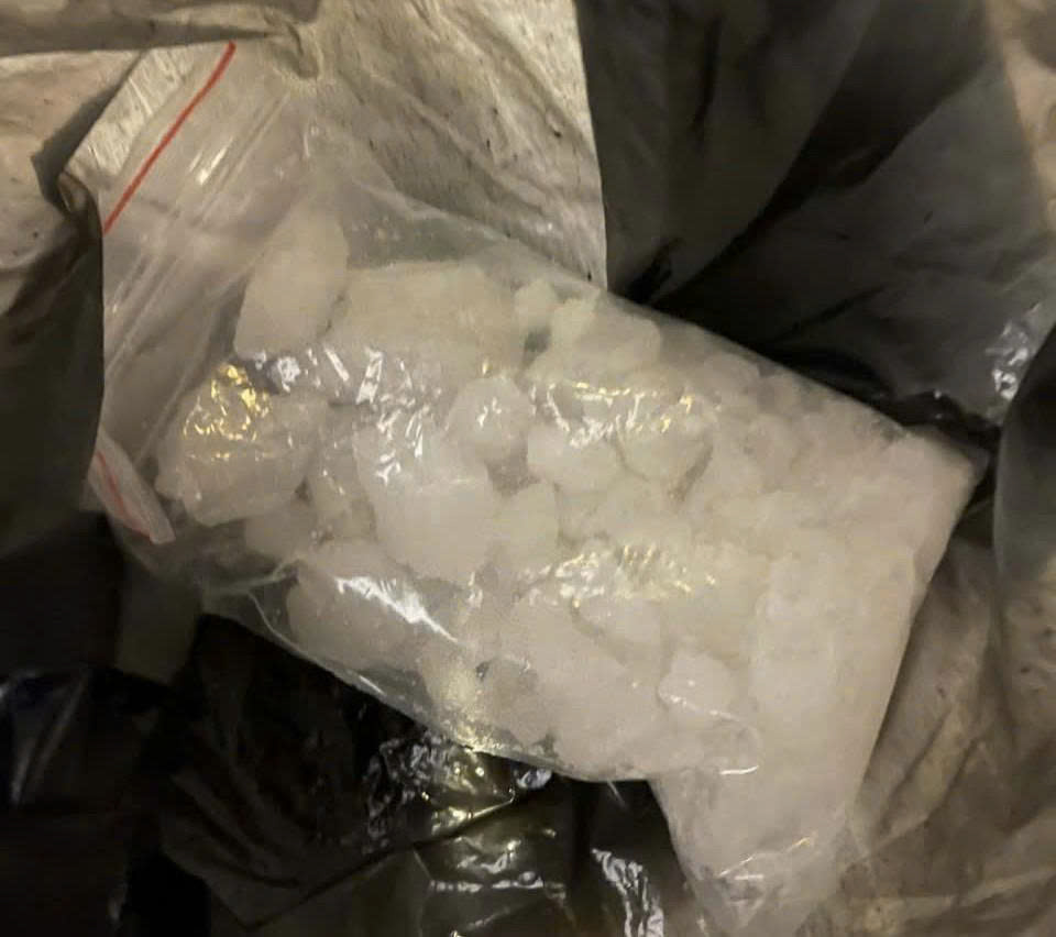 Làm rõ vụ nổ súng Vĩnh Long: Điều tra nhóm gây rối tại khách sạn - Ảnh 2.