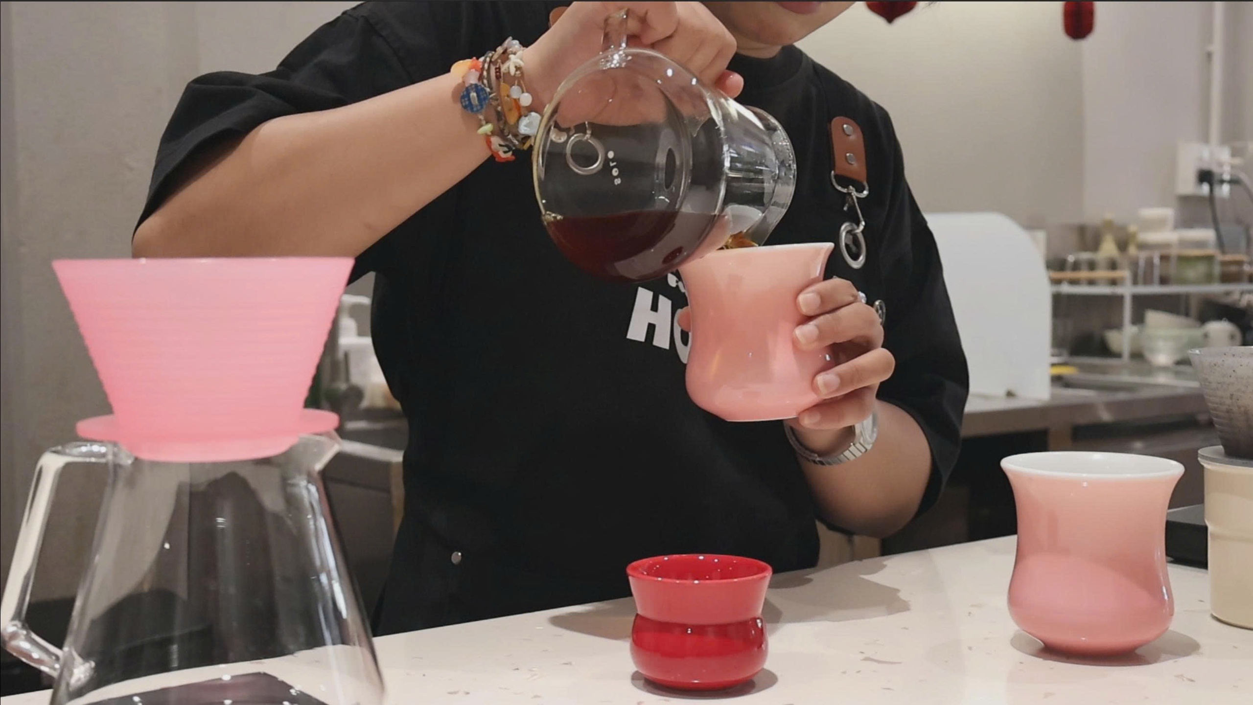 Gu thưởng thức mới của người trẻ từ ly cà phê đặc sản - Ảnh 5.