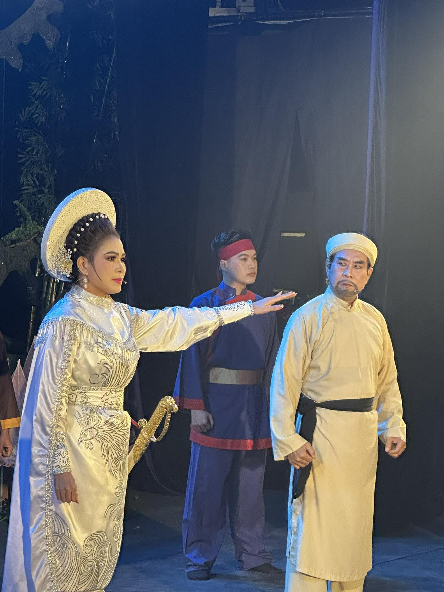 NSND Hồ Ngọc Trinh đạo diễn vở cải lương kinh điển 