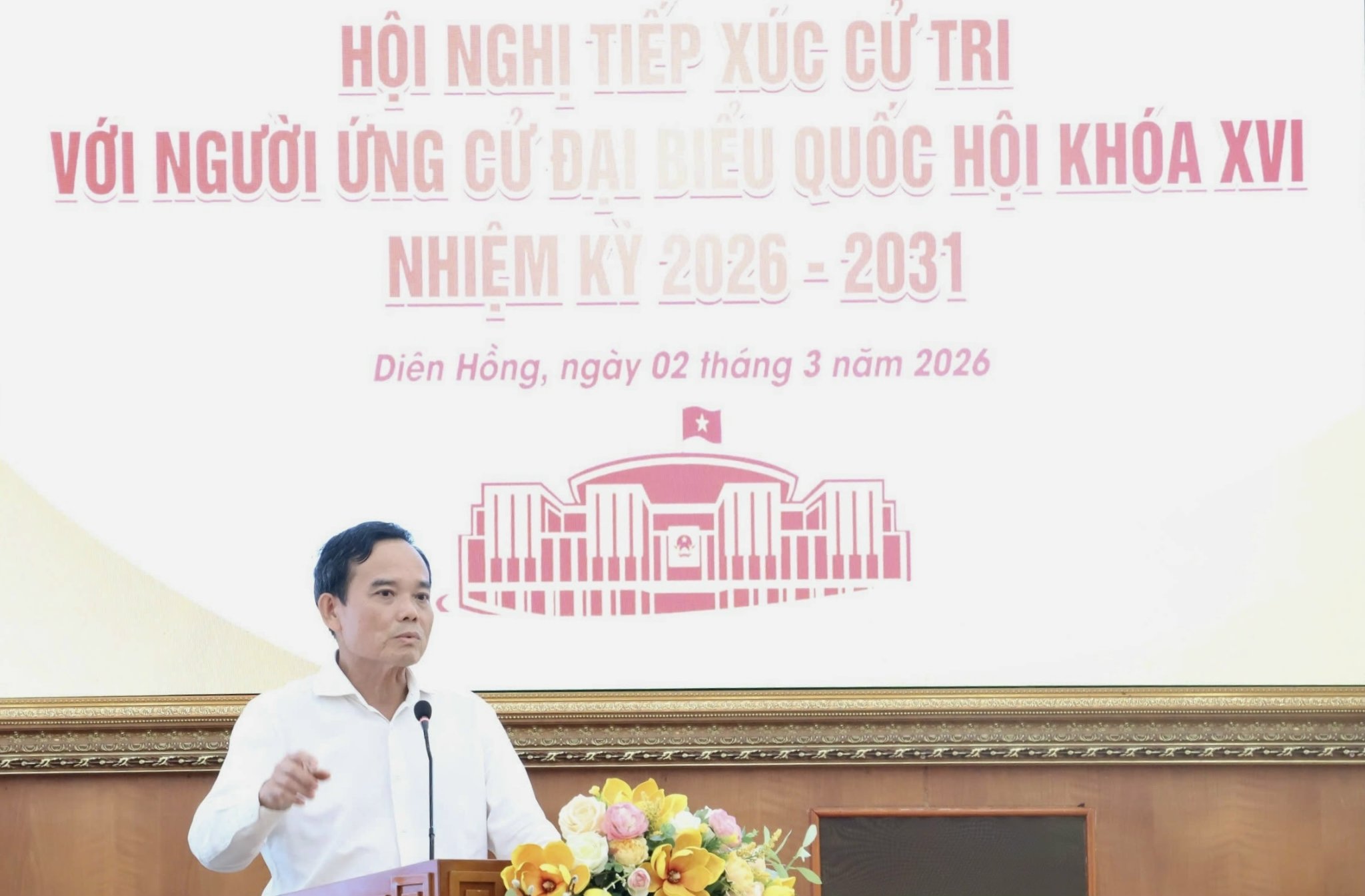 B&iacute; thư Th&agrave;nh ủy TPHCM hứa với cử tri: Metro số 2 sẽ nhanh hơn Metro số 1 - Ảnh 9.