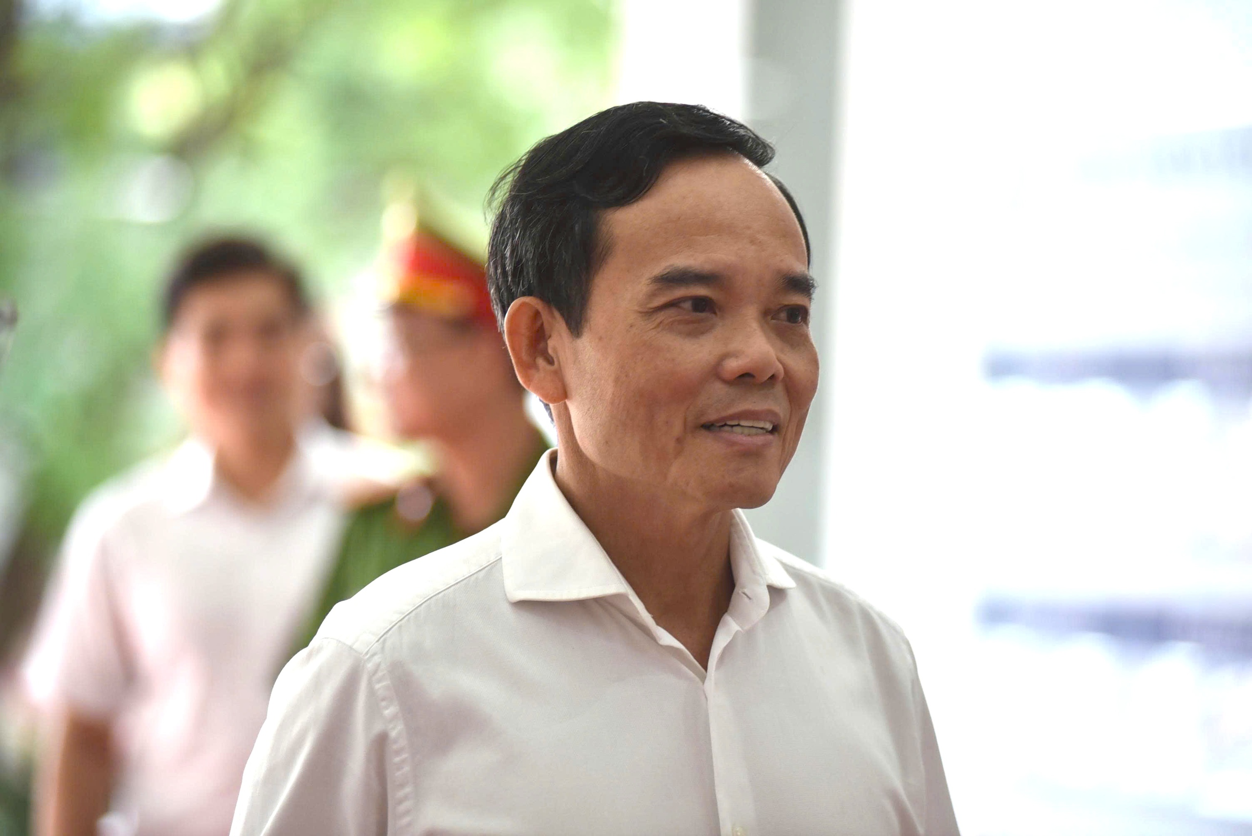 Bí thư Thành ủy TPHCM Trần Lưu Quang tiếp xúc cử tri trước kỳ bầu cử đại biểu Quốc hội - Ảnh 1.