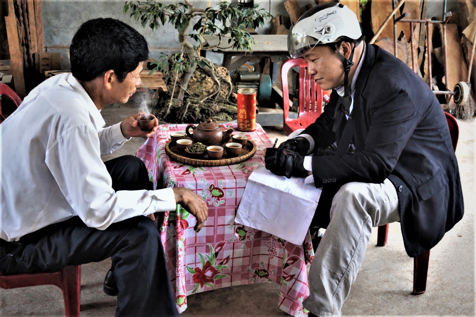 Về Huế thương thưởng thức tr&agrave; cung đ&igrave;nh - Ảnh 2.