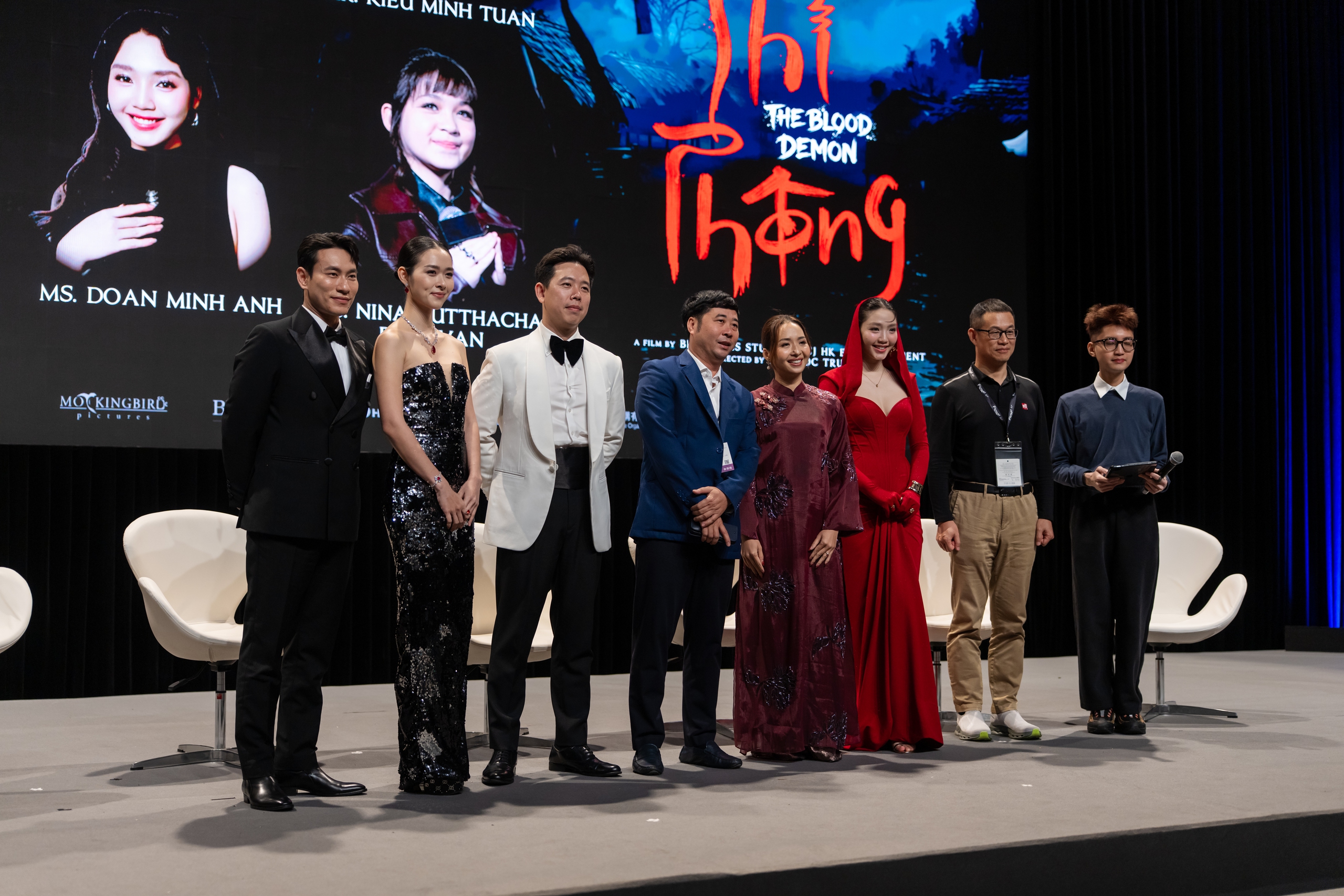 Kiều Minh Tuấn, Diệp Bảo Ngọc đẹp đôi tại Hồng Kông (Trung Quốc) - Ảnh 6.