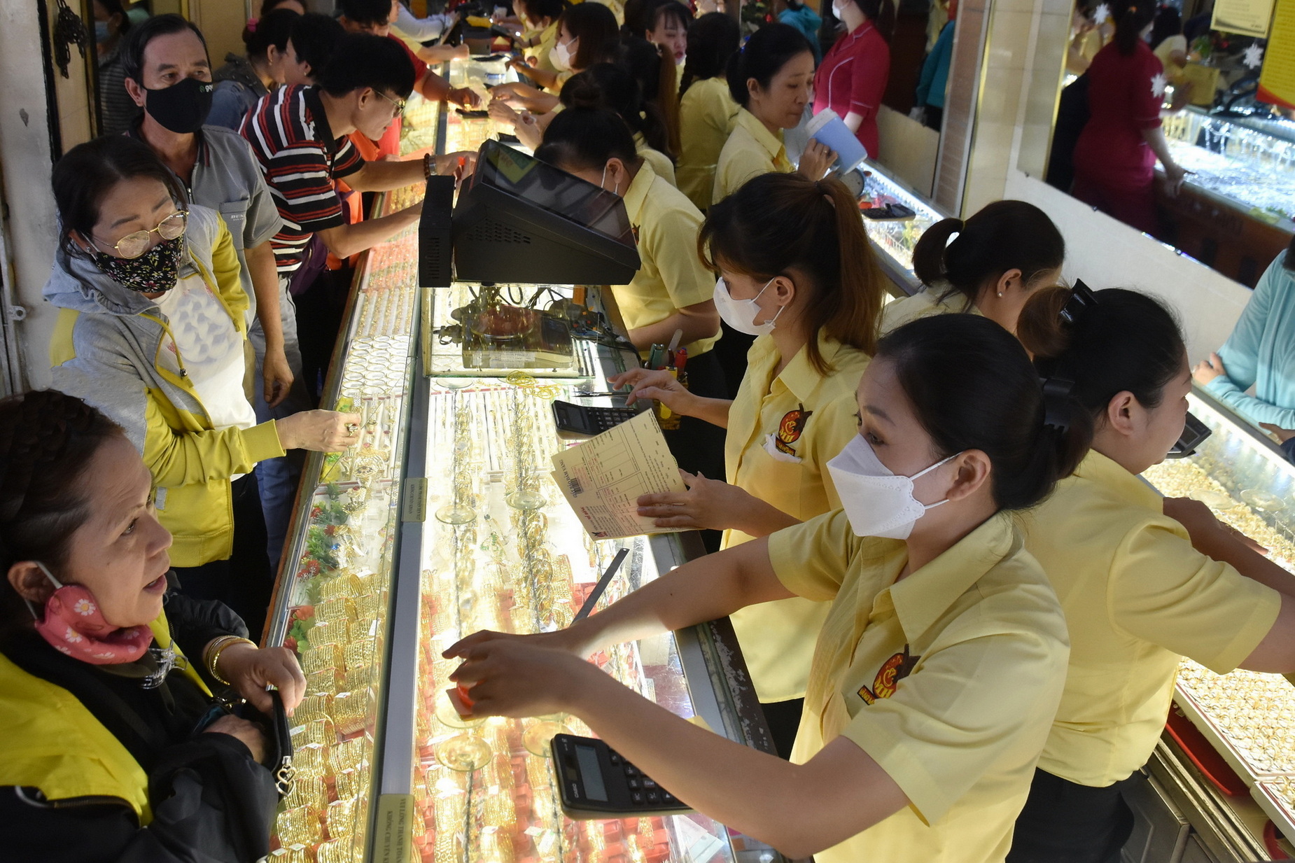 Giá vàng hôm nay, 21-3: Vàng thế giới 