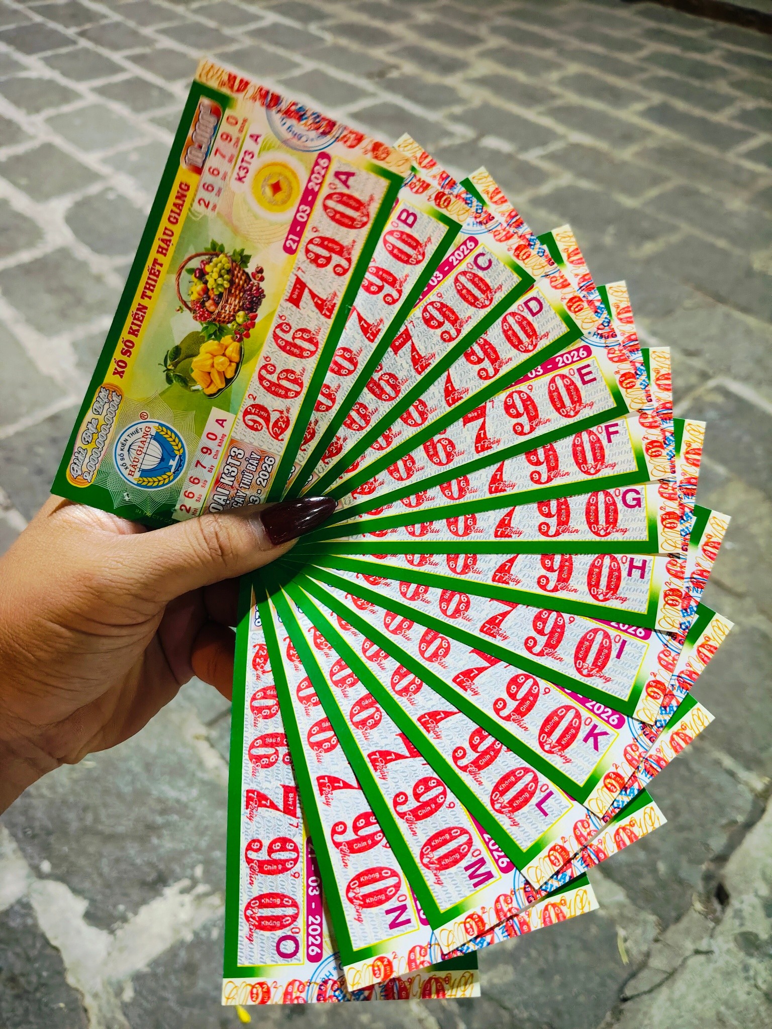 Xổ số miền Nam 21 - 3: Khách hàng trúng giải độc đắc tại TPHCM và Tây Ninh - Ảnh 5.