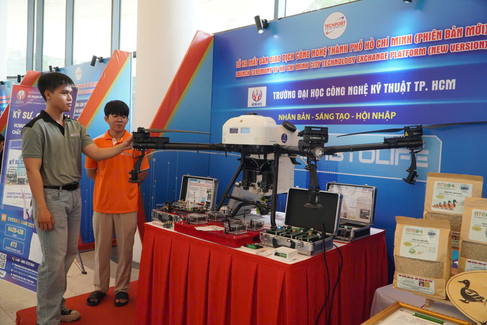 TPHCM chính thức ra mắt sàn giao dịch công nghệ - Ảnh 6.