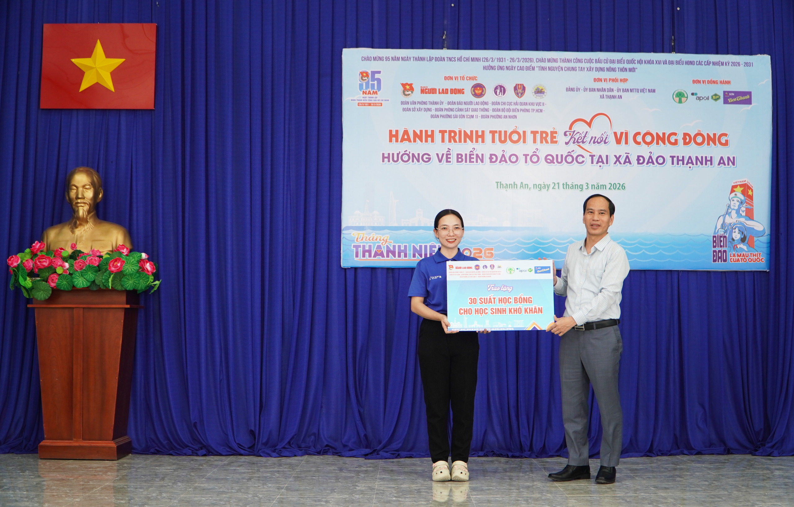 Tuổi trẻ hướng về biển đảo bằng sức mạnh kết nối, tinh thần tr&aacute;ch nhiệm - Ảnh 11.