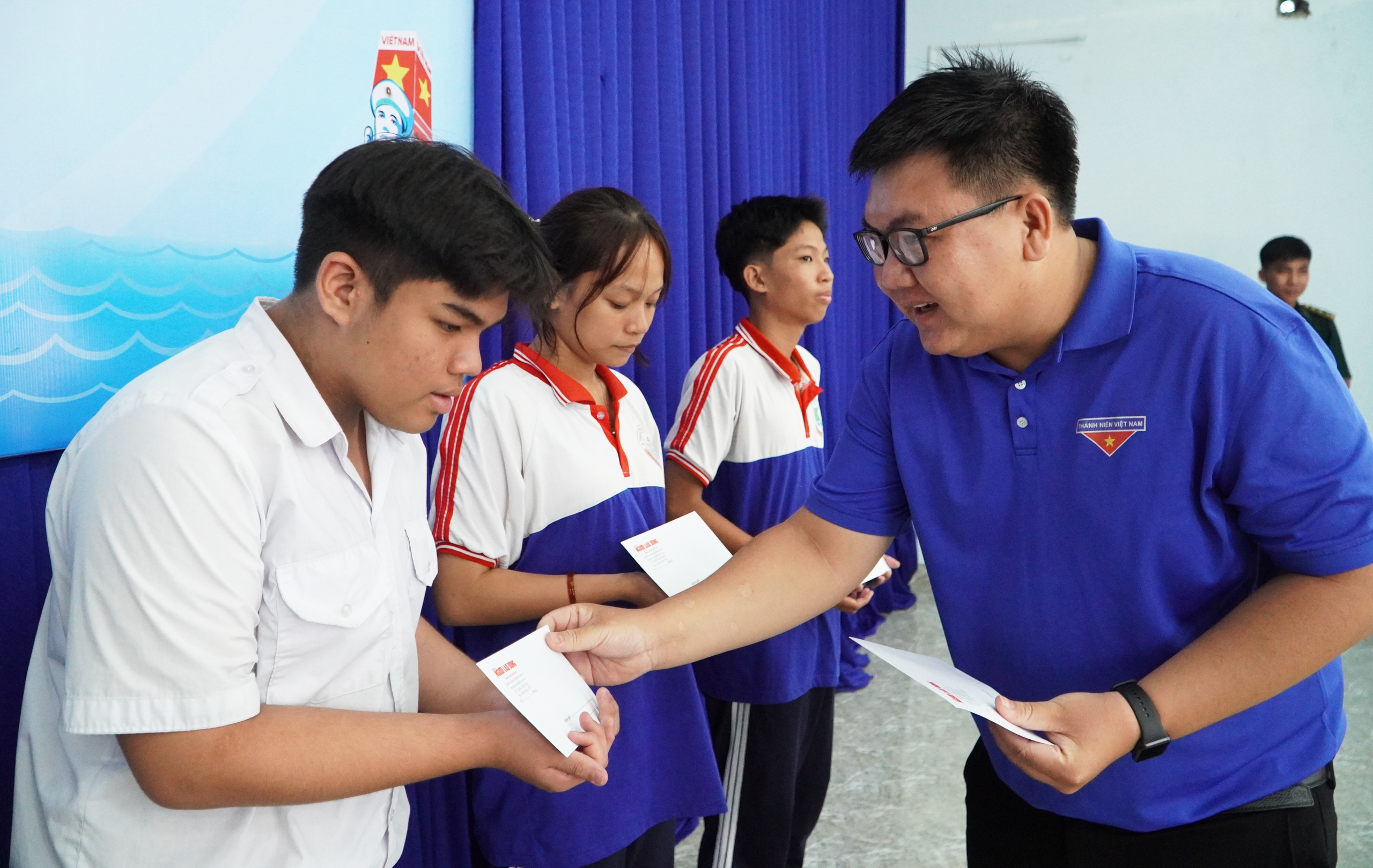 Tuổi trẻ hướng về biển đảo bằng sức mạnh kết nối, tinh thần tr&aacute;ch nhiệm - Ảnh 3.