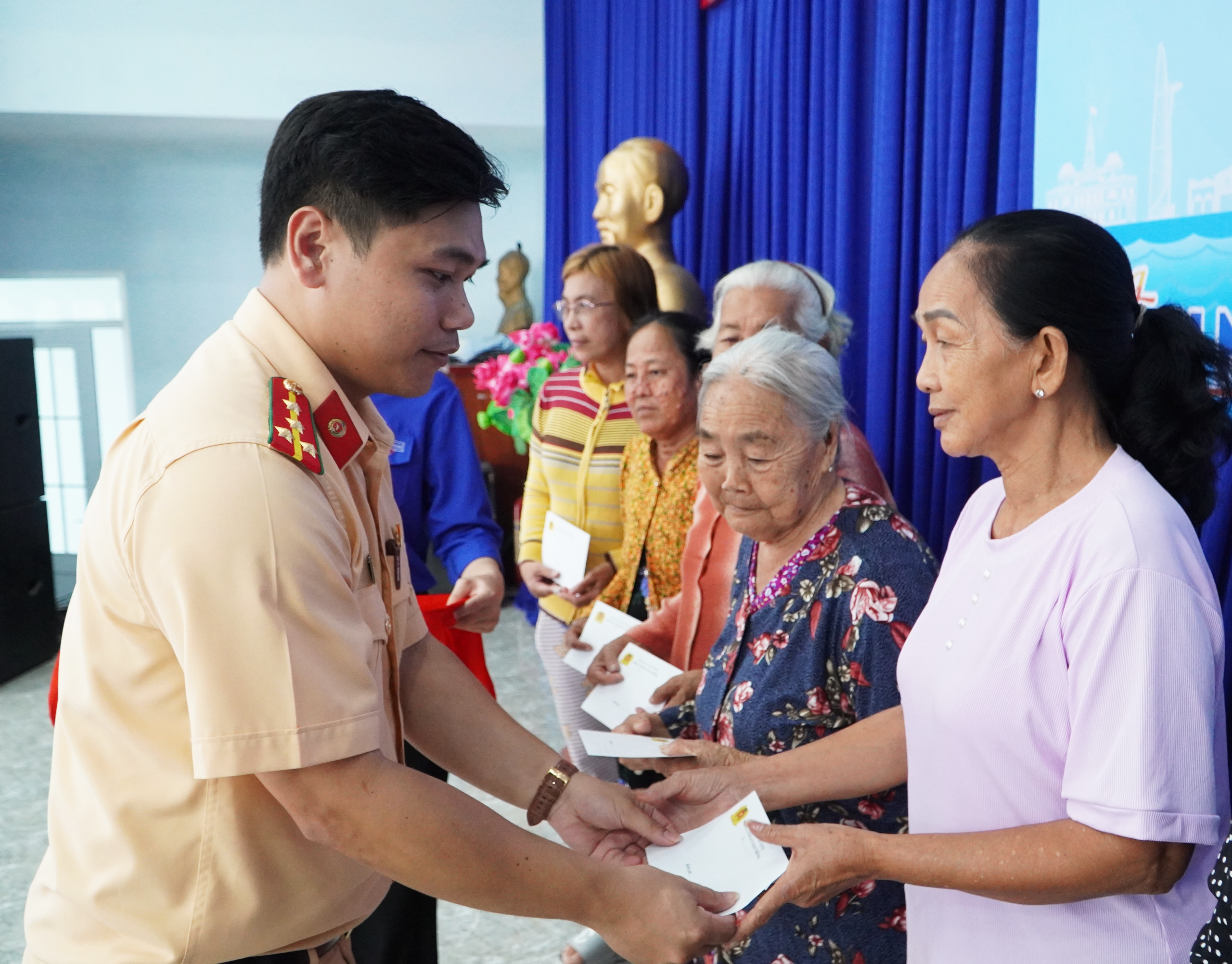 Tuổi trẻ hướng về biển đảo bằng sức mạnh kết nối, tinh thần tr&aacute;ch nhiệm - Ảnh 5.