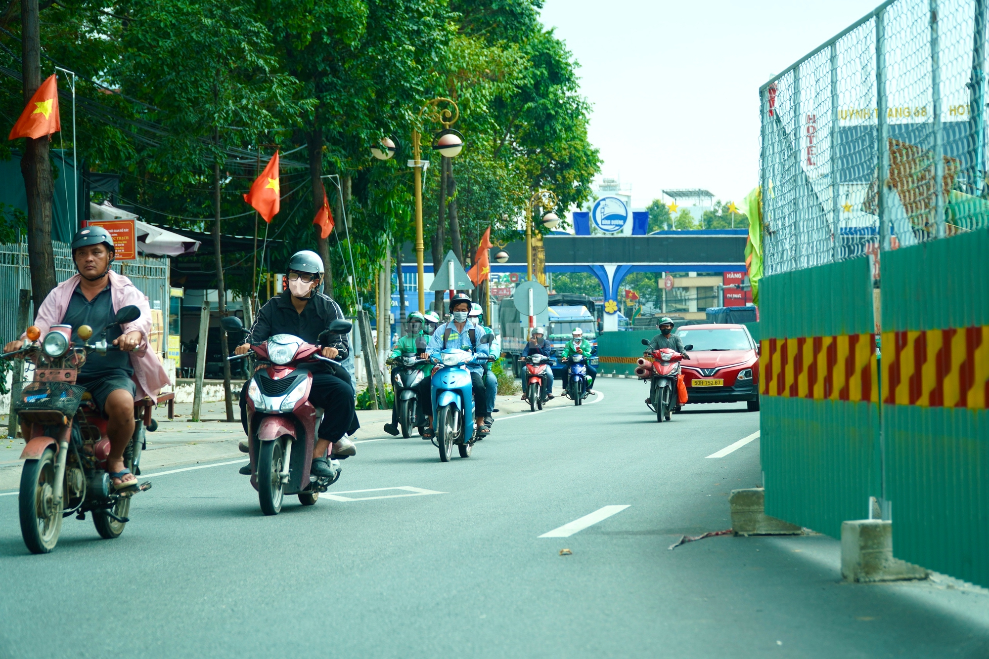 Hầm chui ng&atilde; 5 Phước Kiến tr&ecirc;n Quốc lộ 13 ch&iacute;nh thức thi c&ocirc;ng năm 2026 - Ảnh 4.