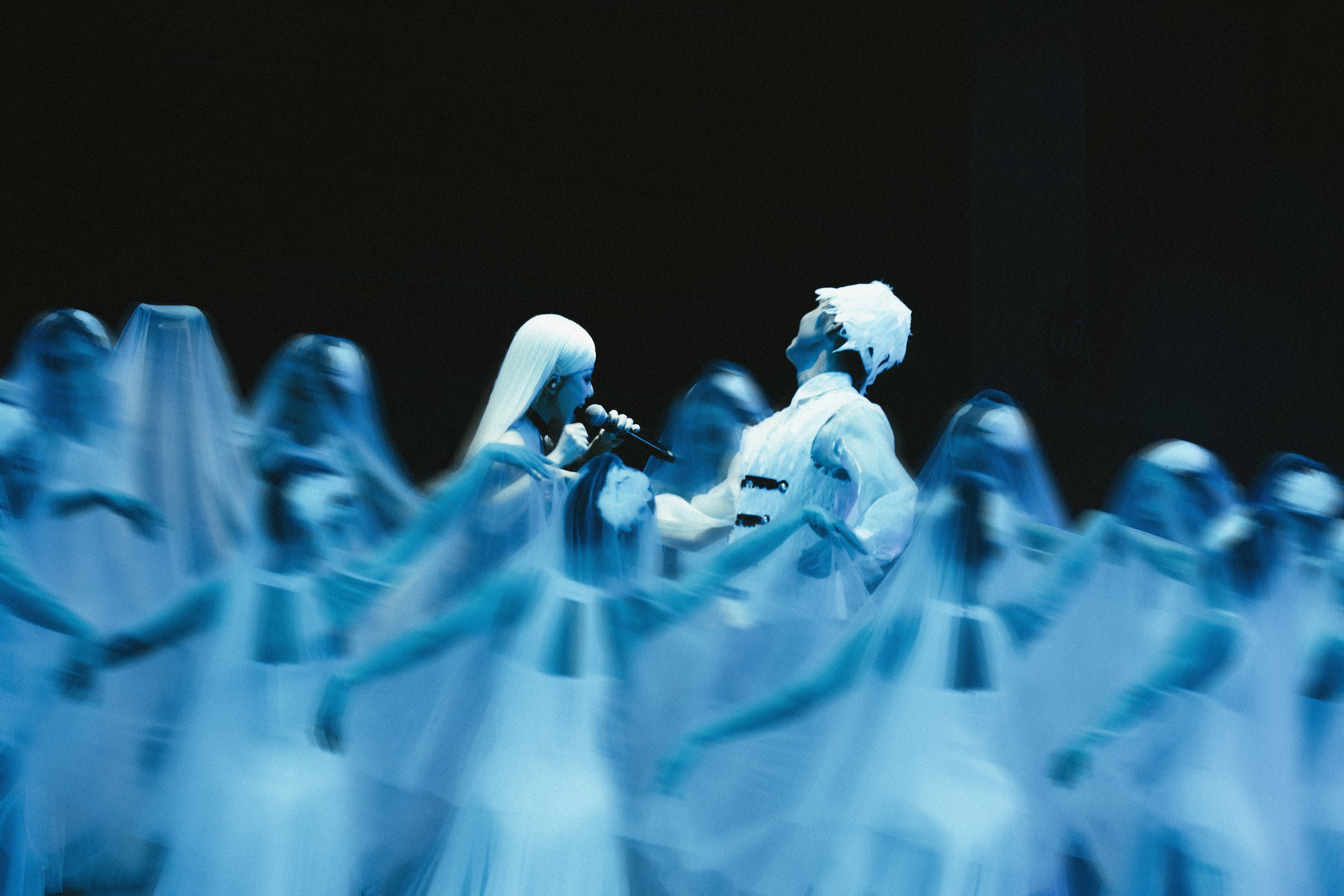 Live concert Phùng Khánh Linh- thế giới nội tâm đầy dũng cảm  - Ảnh 12.