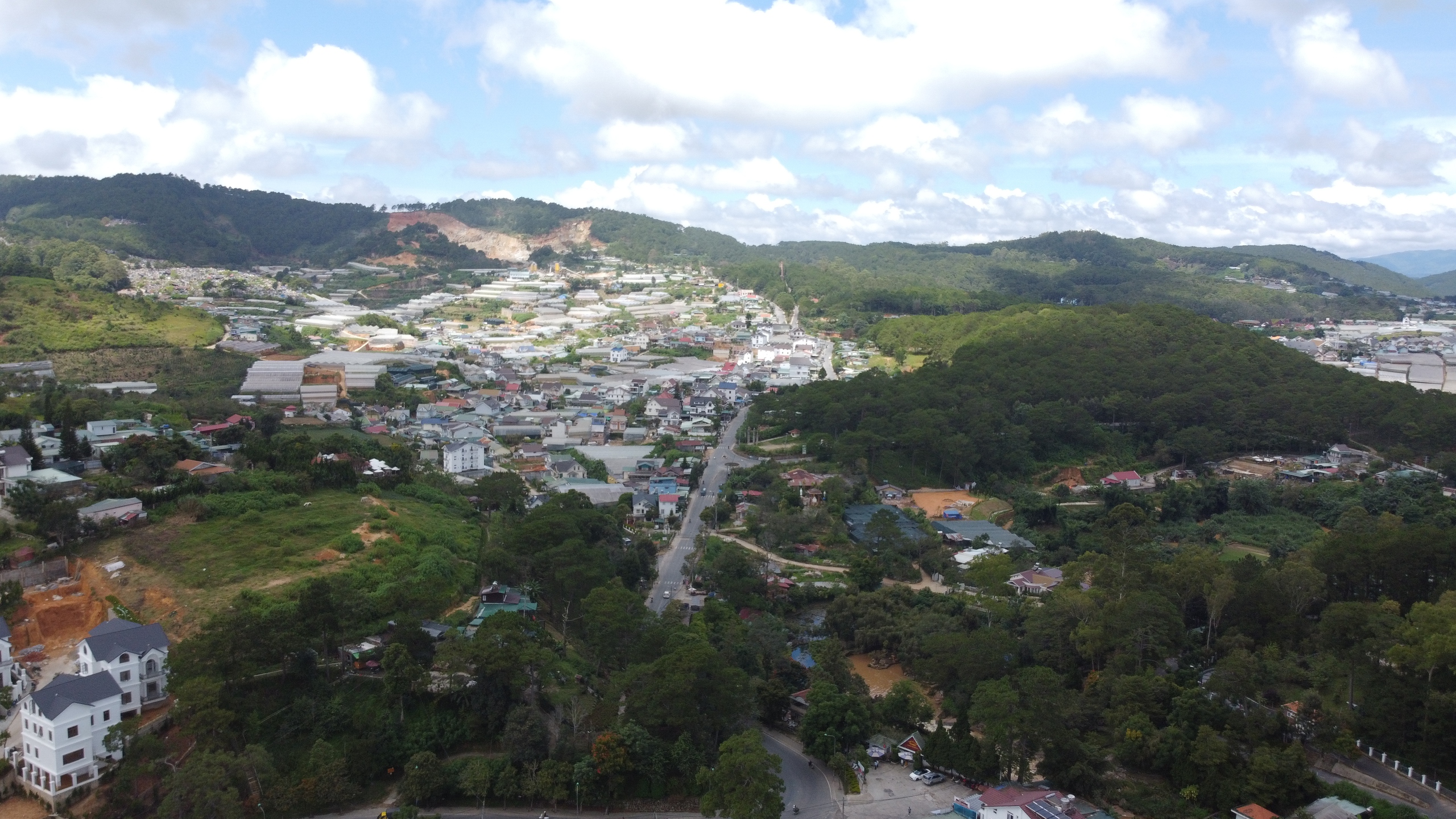 Lâm Đồng: Đề xuất hủy nhiều dự án kém hiệu quả - Ảnh 2.