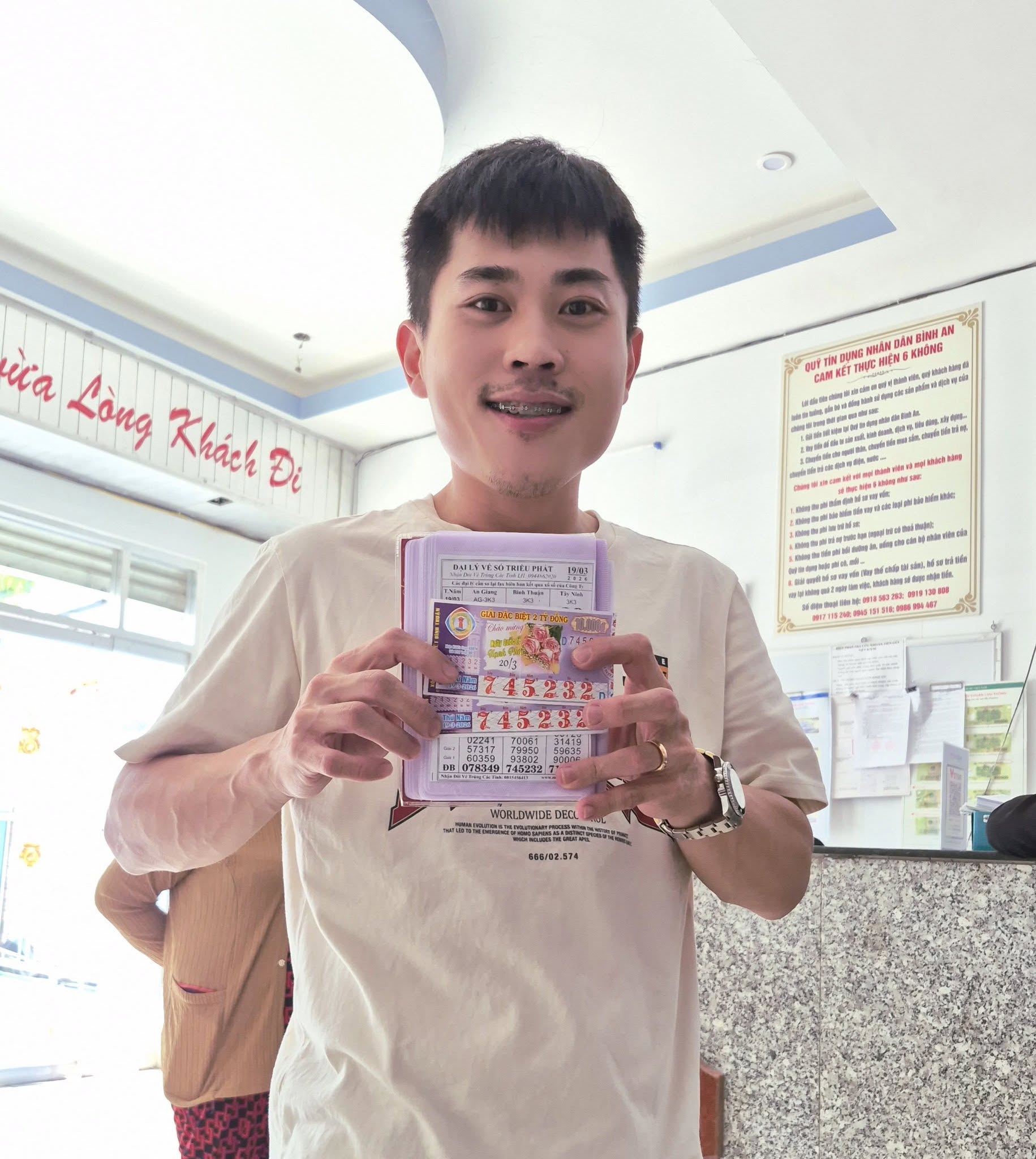 Xổ số miền Nam 2026: Bất ngờ nơi trúng giải độc đắc tại An Giang - Ảnh 3. Xổ số miền Nam 2026: Bất ngờ nơi trúng giải độc đắc tại An Giang - Ảnh 3.