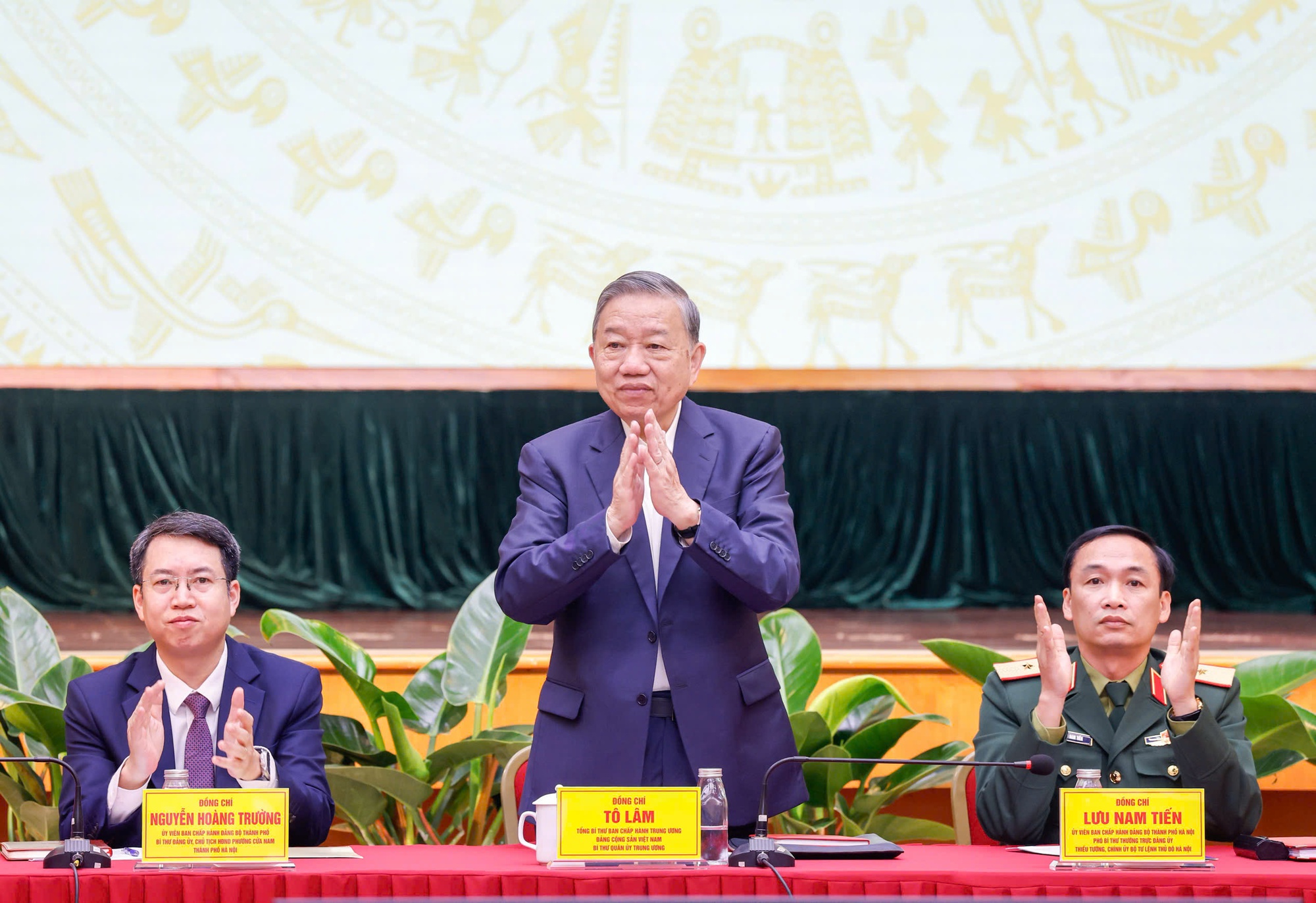 Danh sách 32 đại biểu Quốc hội khóa XVI tại TP Hà Nội năm 2026 - Ảnh 1. Danh sách 32 đại biểu Quốc hội khóa XVI tại TP Hà Nội năm 2026 - Ảnh 1.