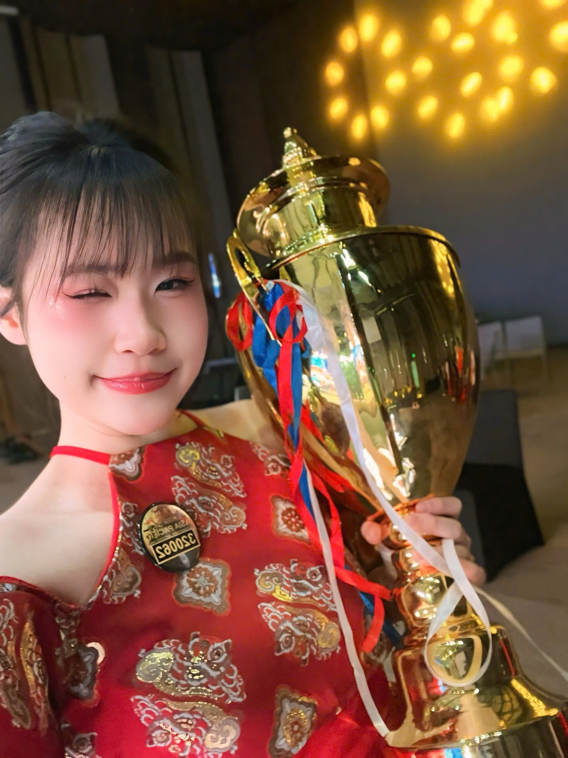 Đàm Thủy Tiên giành cúp vàng tại Liên hoan Nghệ thuật quốc tế châu Á - Thái Bình Dương - Ảnh 1.