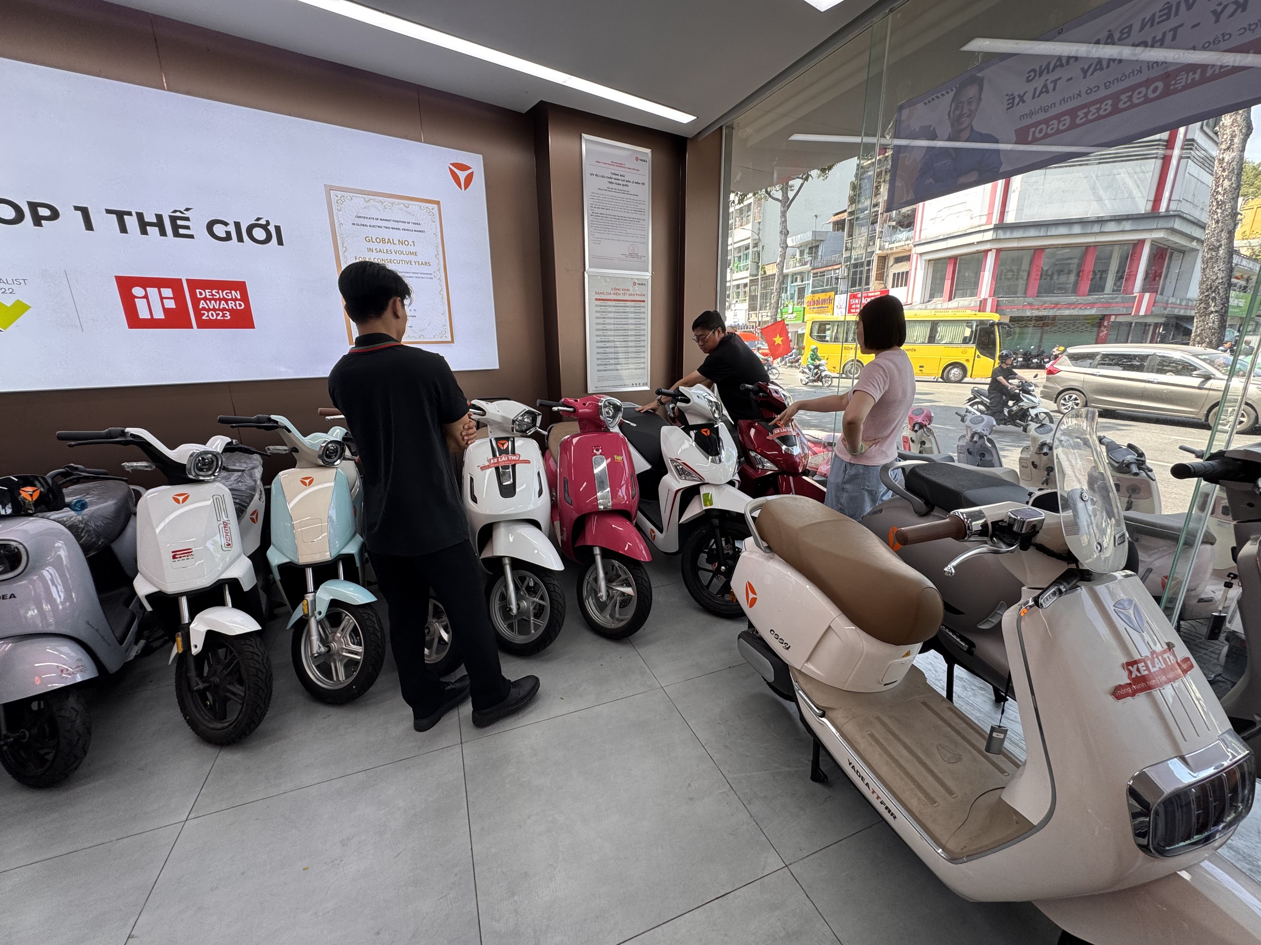 - Ảnh 3. - Ảnh 3.